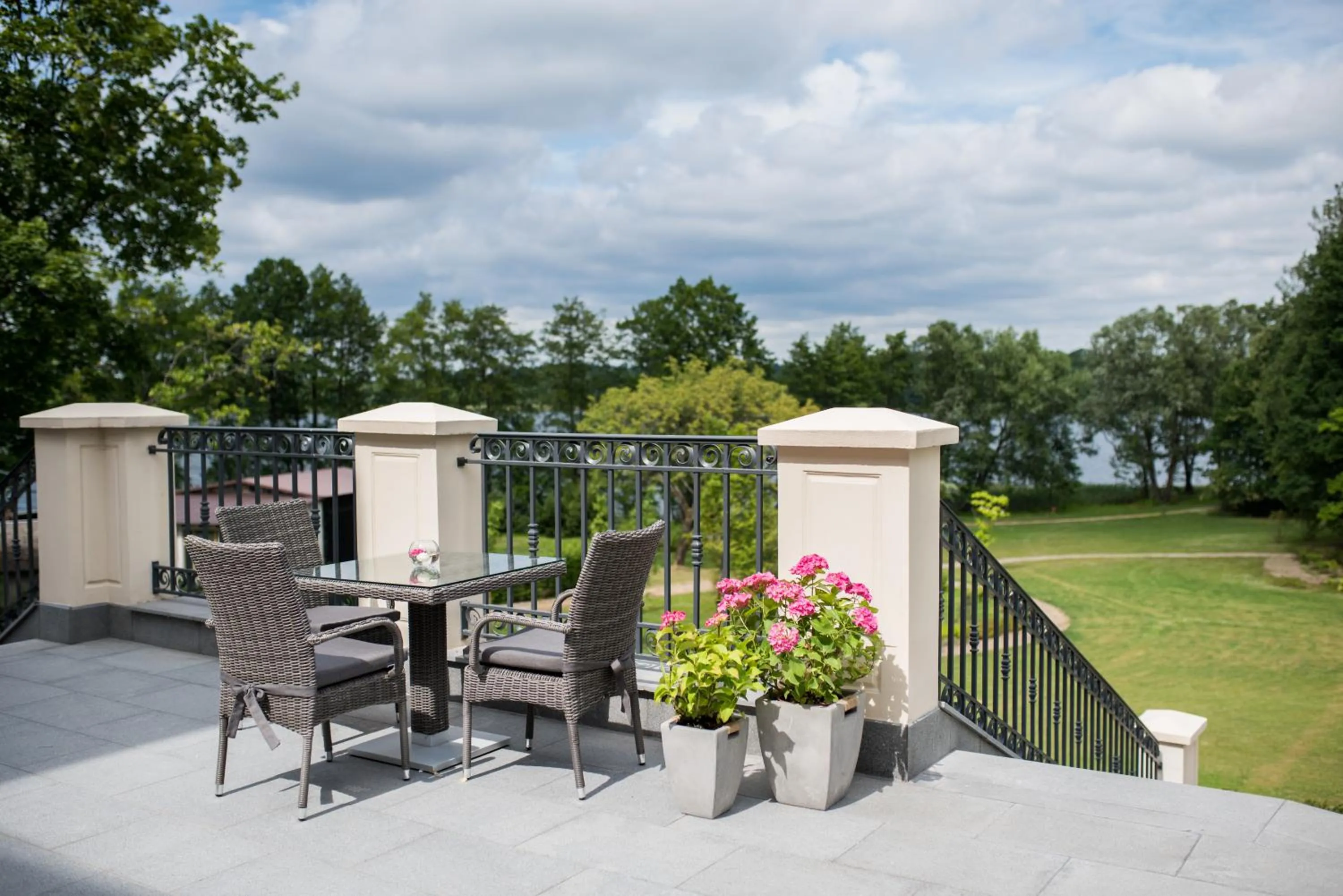 Property building in Pałac Warlity