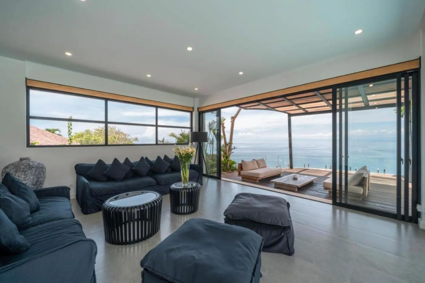 Living room in La Joya Balangan Resort