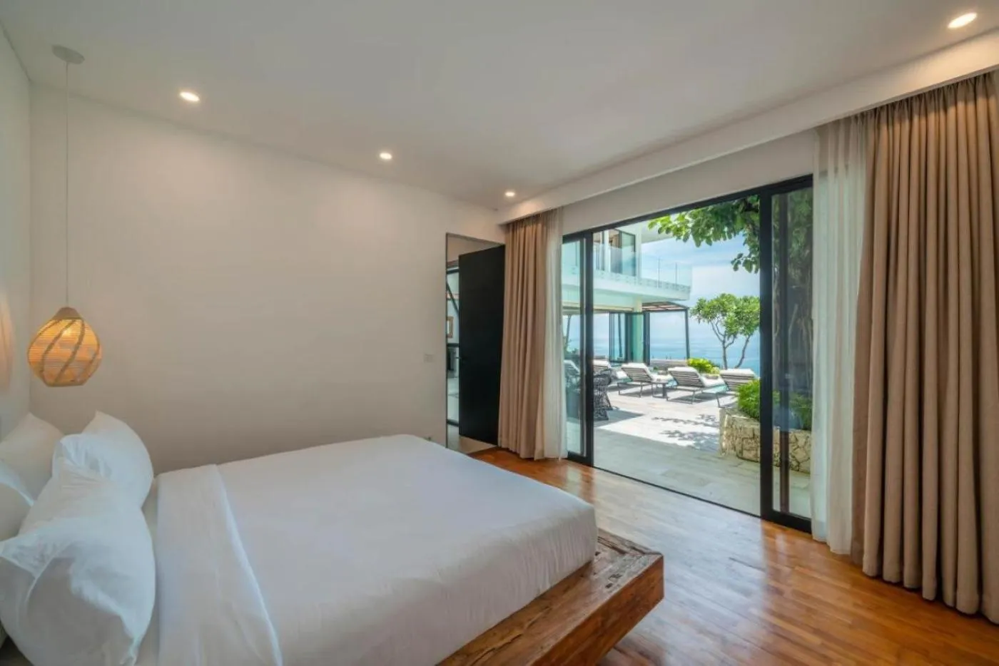 Bed in La Joya Balangan Resort