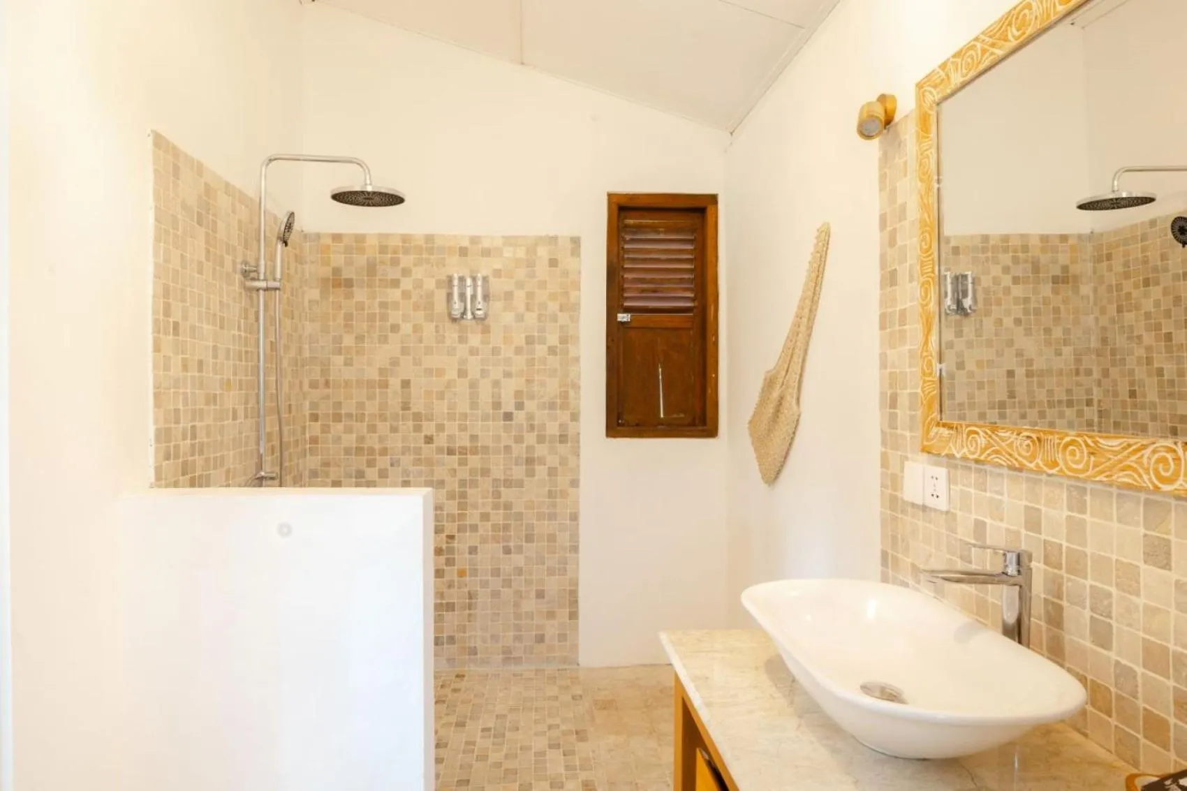 Shower in La Joya Balangan Resort