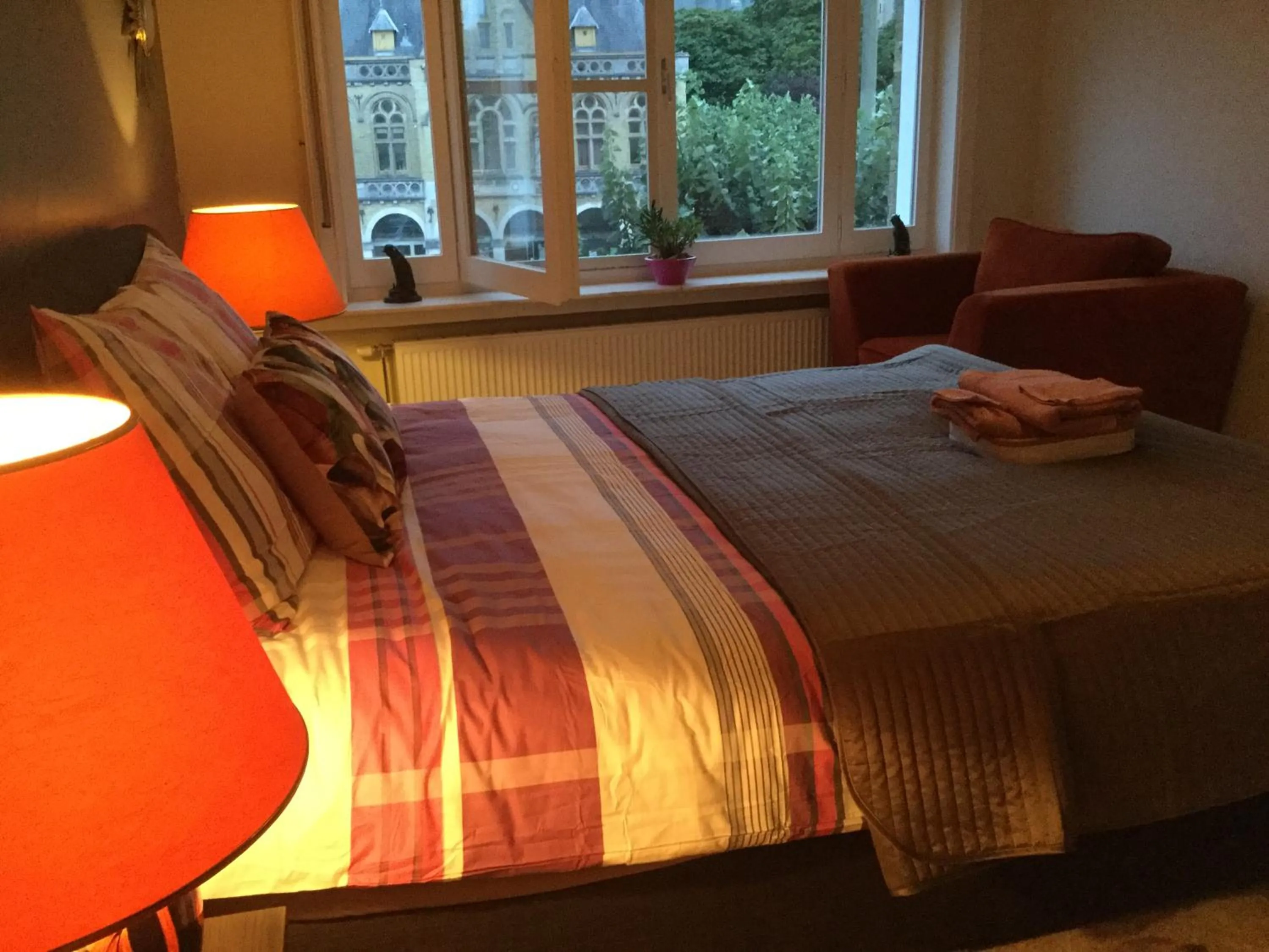 Bed in B&B East&West