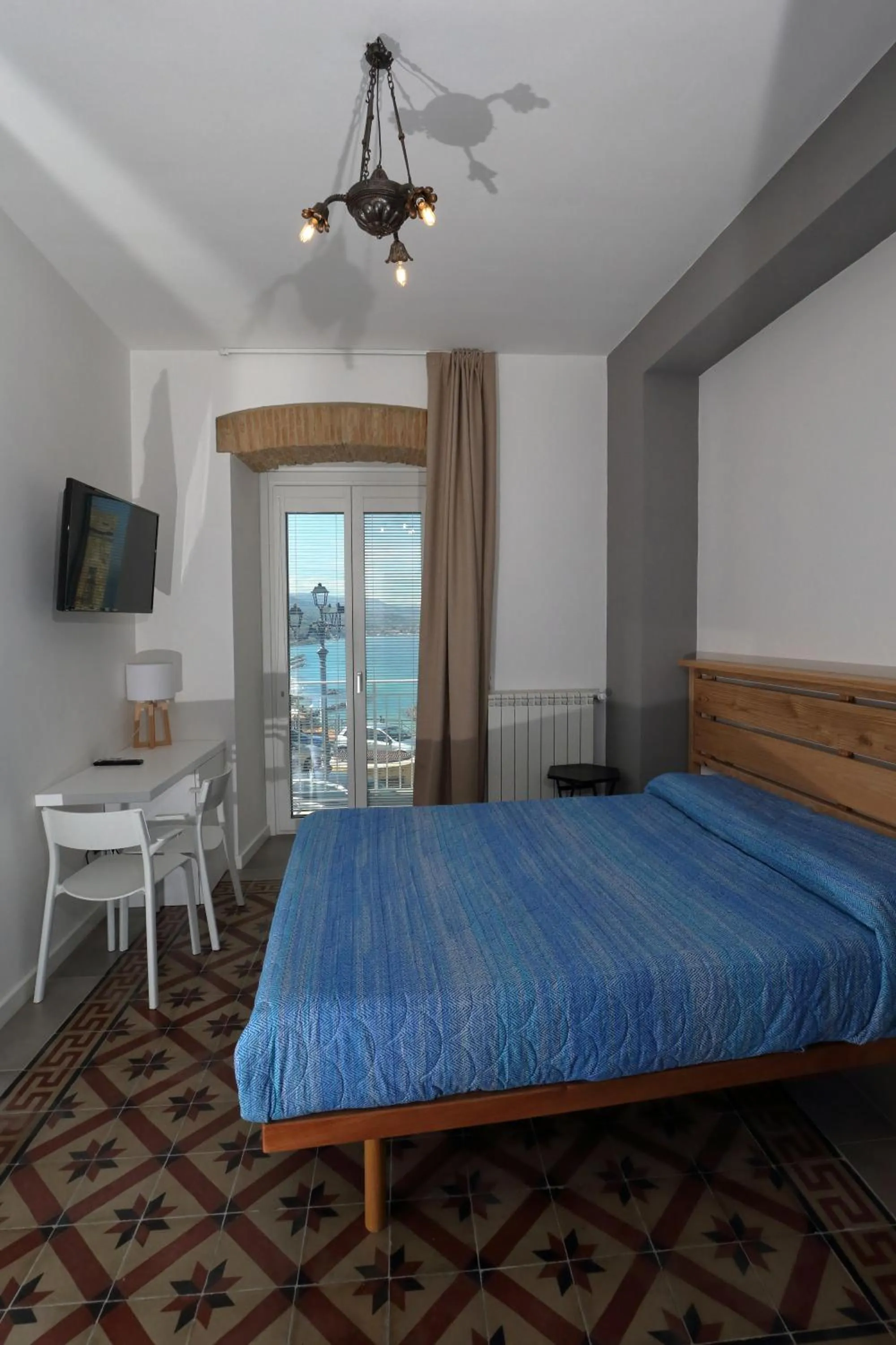 Deluxe Double Room with Sea View - single occupancy in Timpa rooms