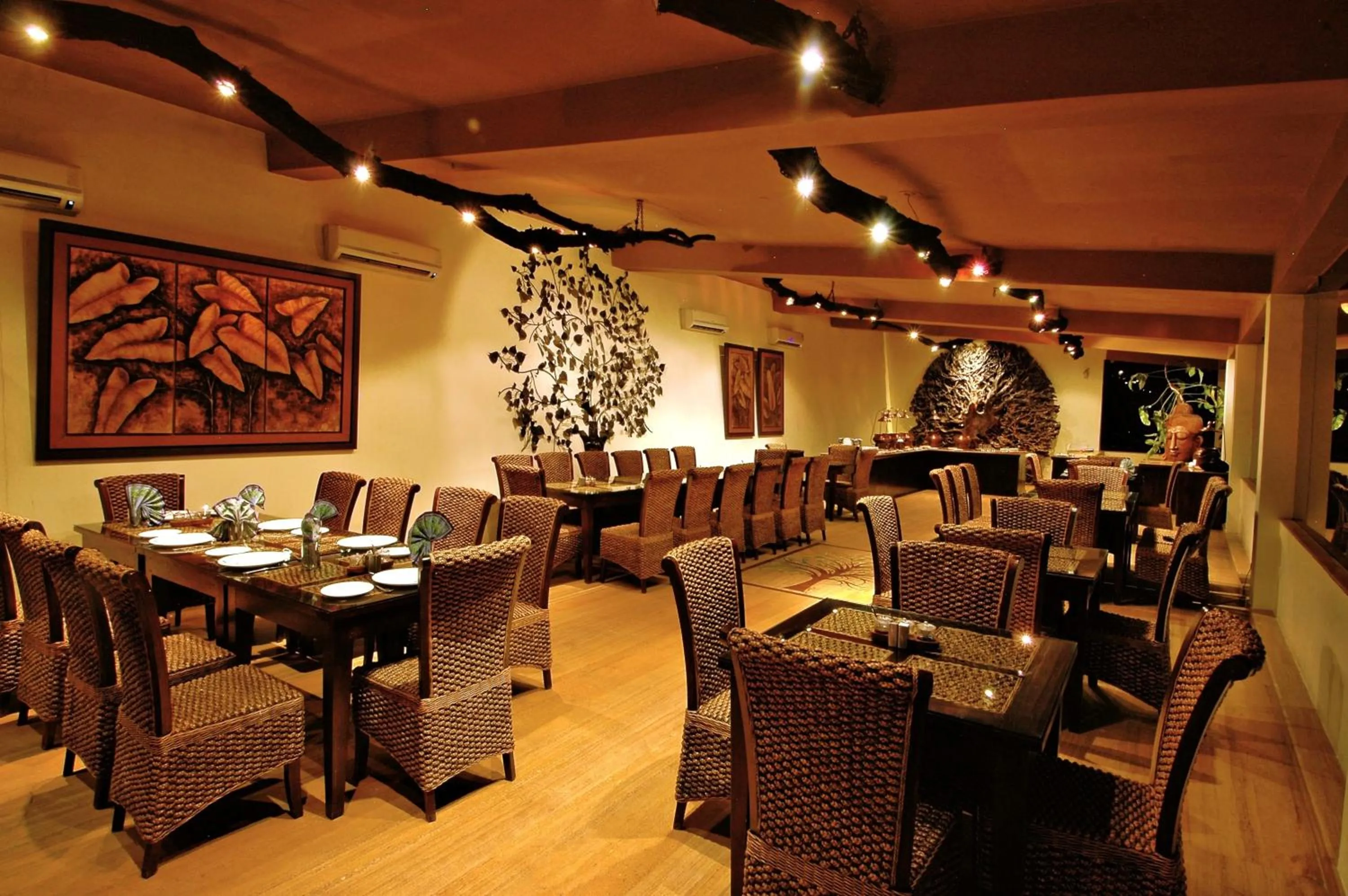 Restaurant/places to eat in The Tree House Resort, A Club Mahindra Associate