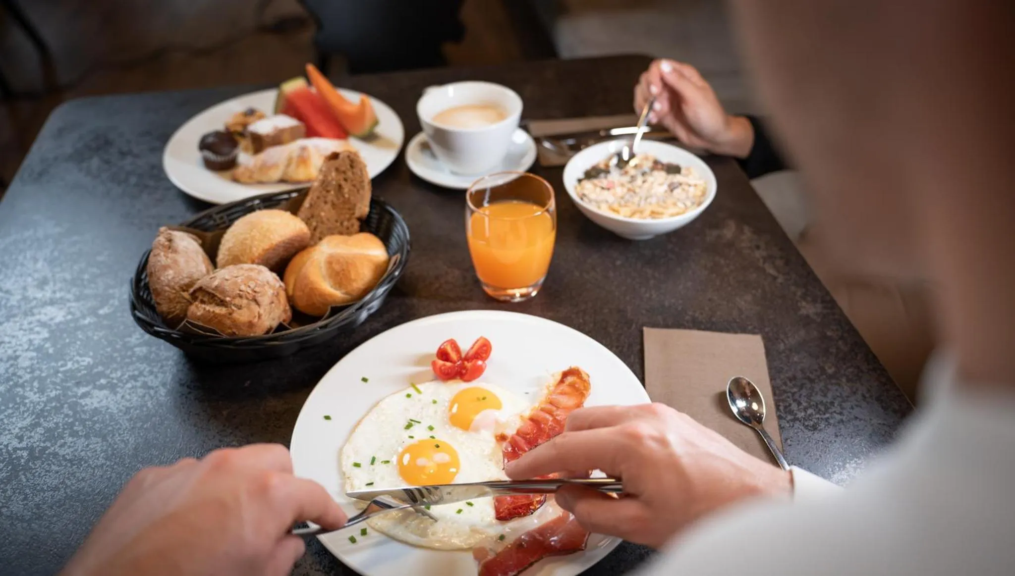 Breakfast in Hotel Wolf