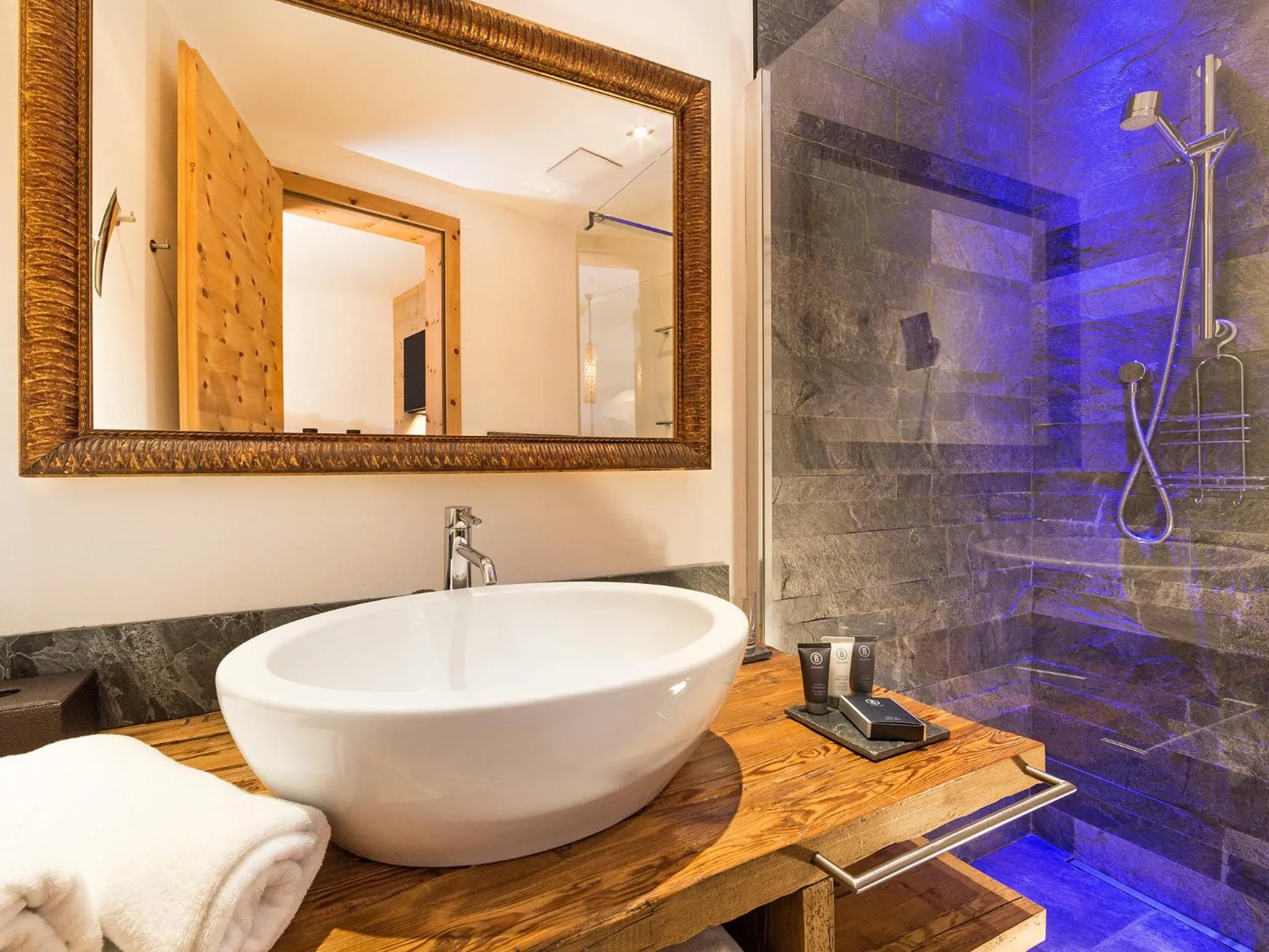 Bathroom in Alpinlodge & Spa