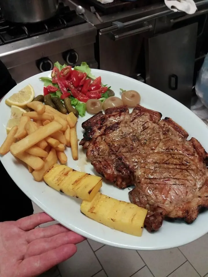 Restaurant/places to eat in La Fontanella