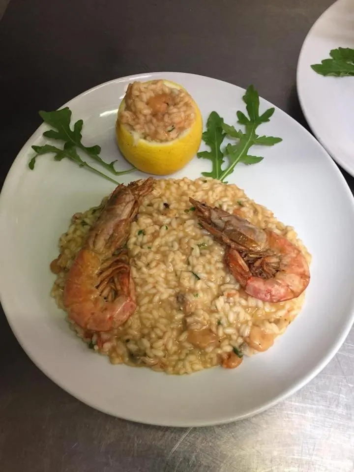 Restaurant/places to eat in La Fontanella