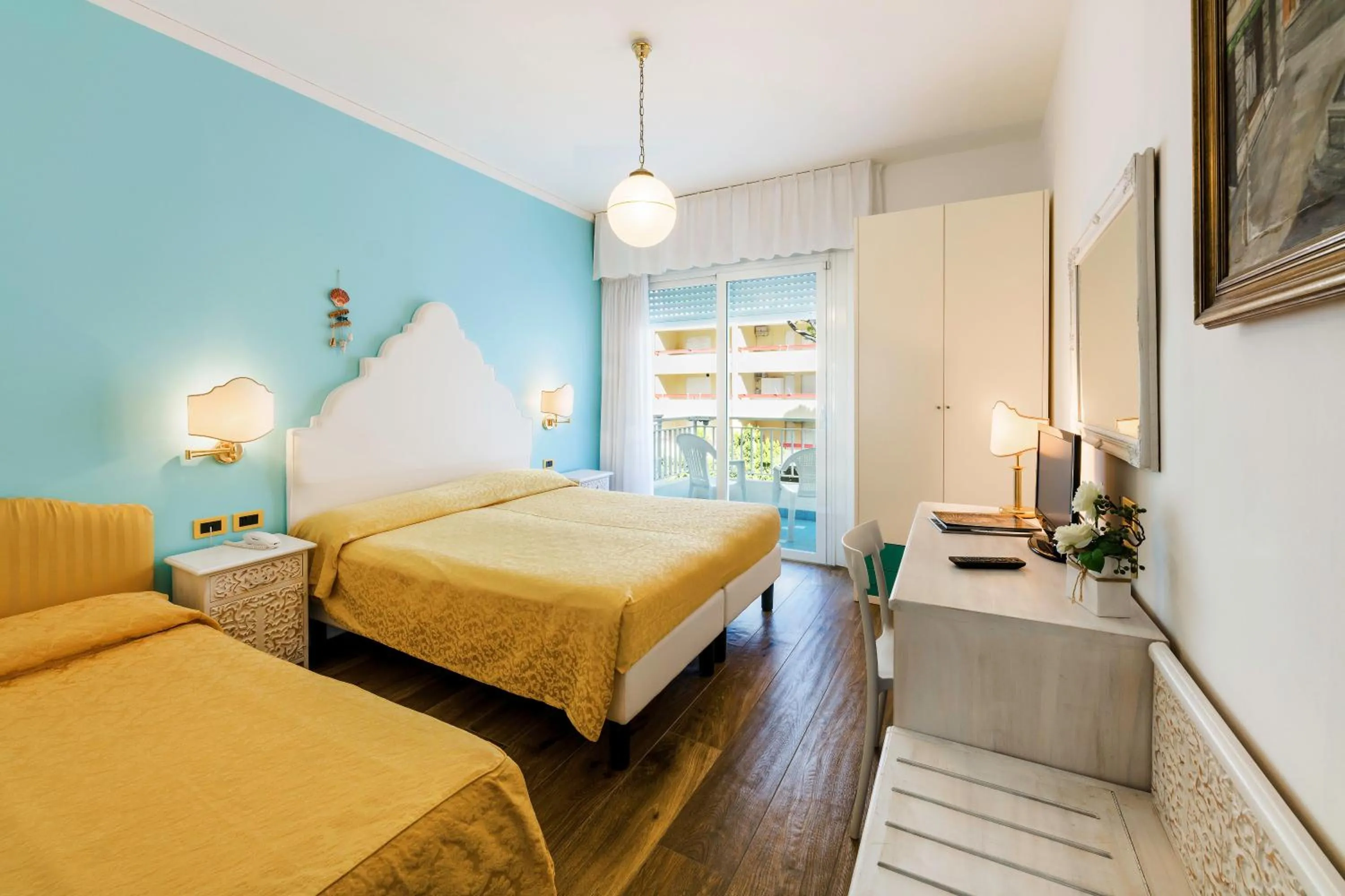 Bedroom, Bed in Hotel Miramare