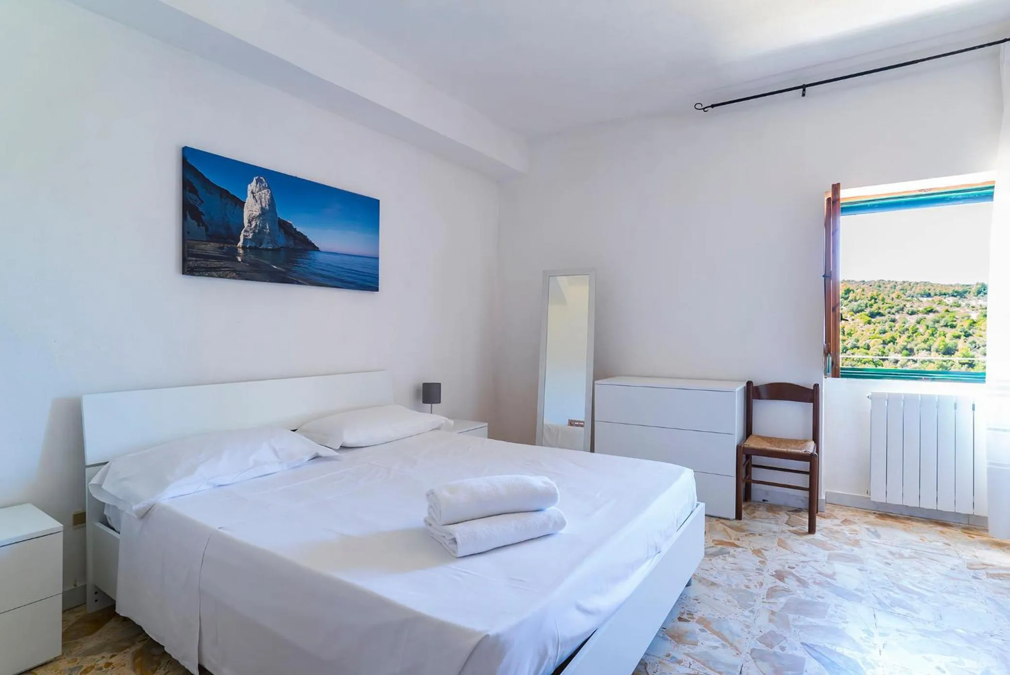 View (from property/room), Bed in Casa Colletta Vieste