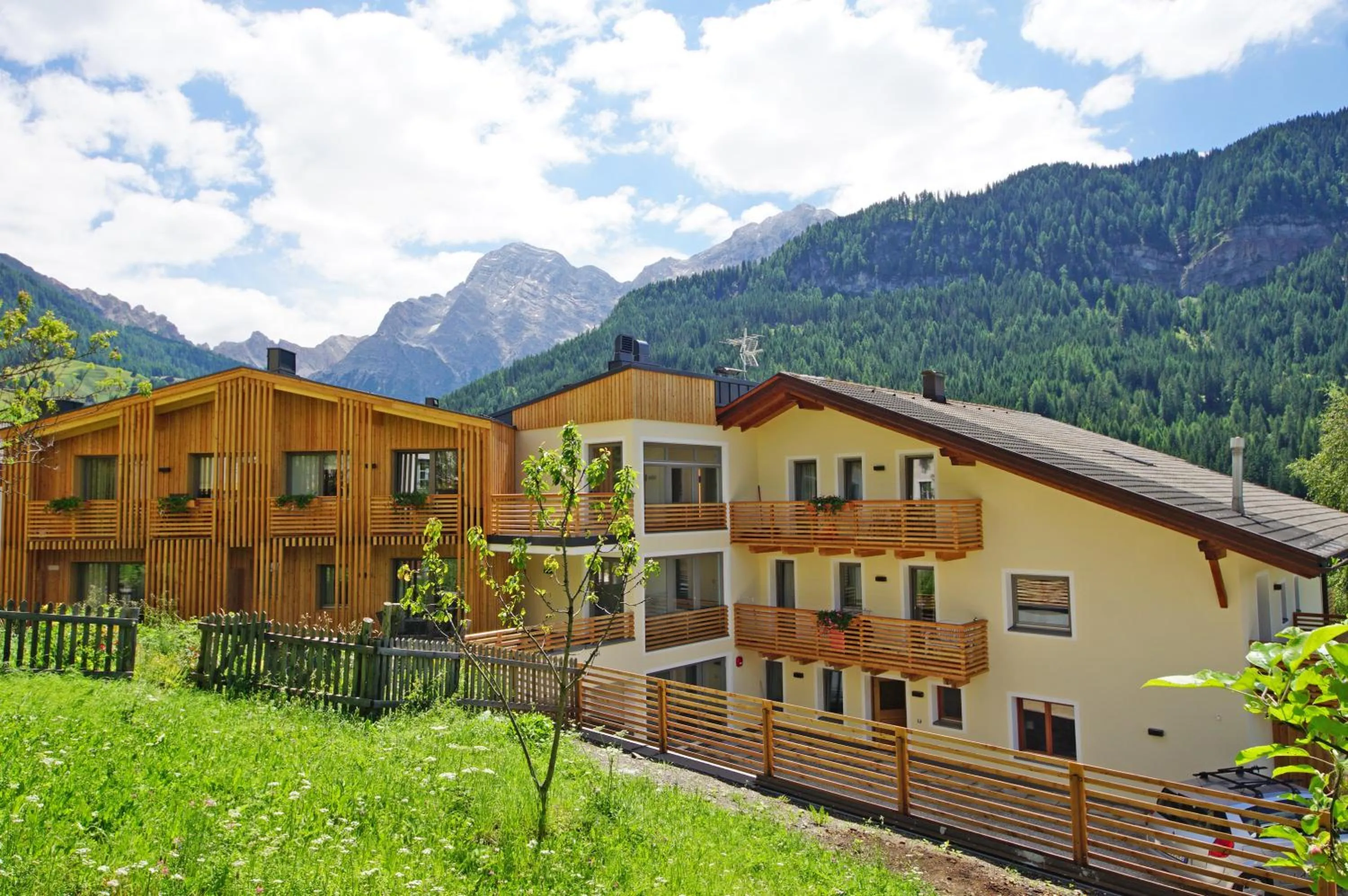 Property building in La Palsa