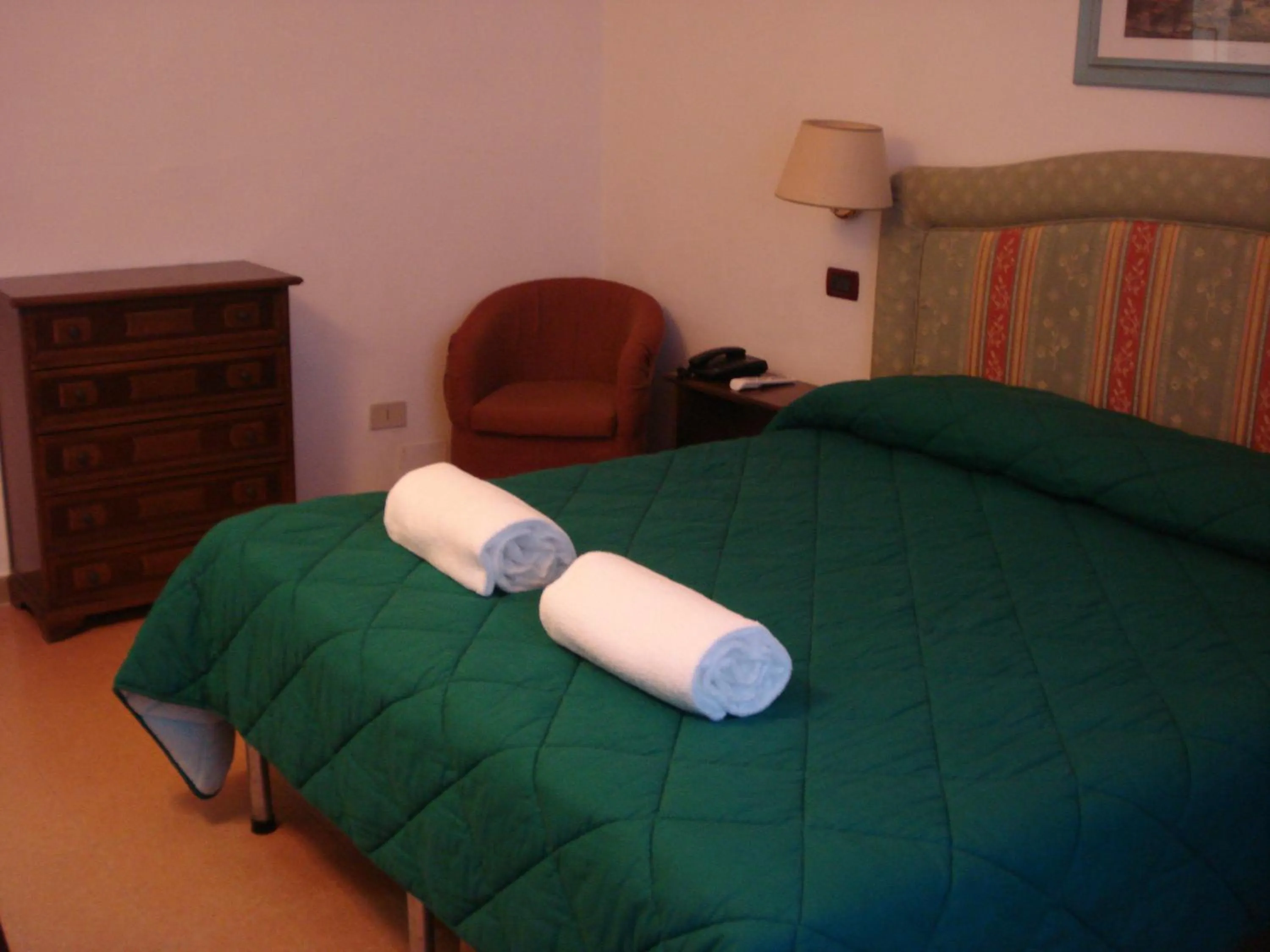 Bedroom, Bed in Hotel Ely