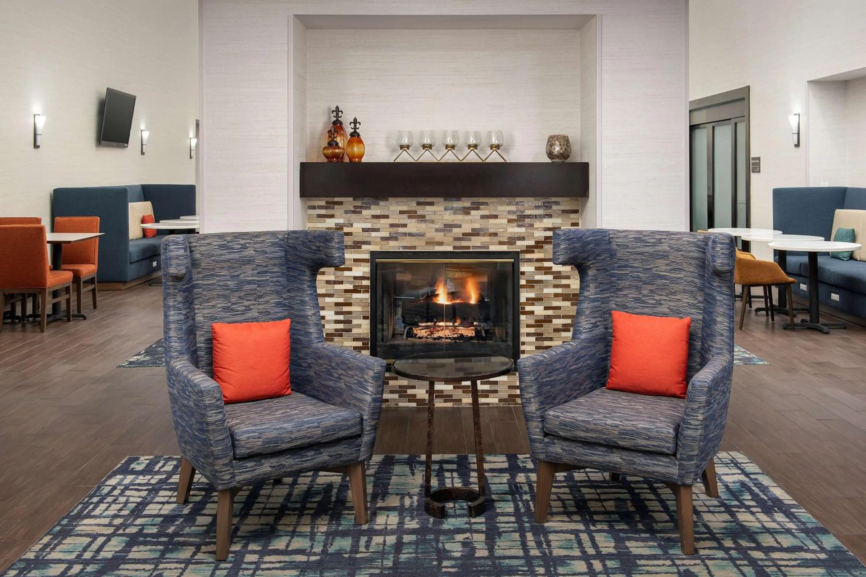 Lobby or reception in Hampton Inn & Suites Alpharetta-Windward