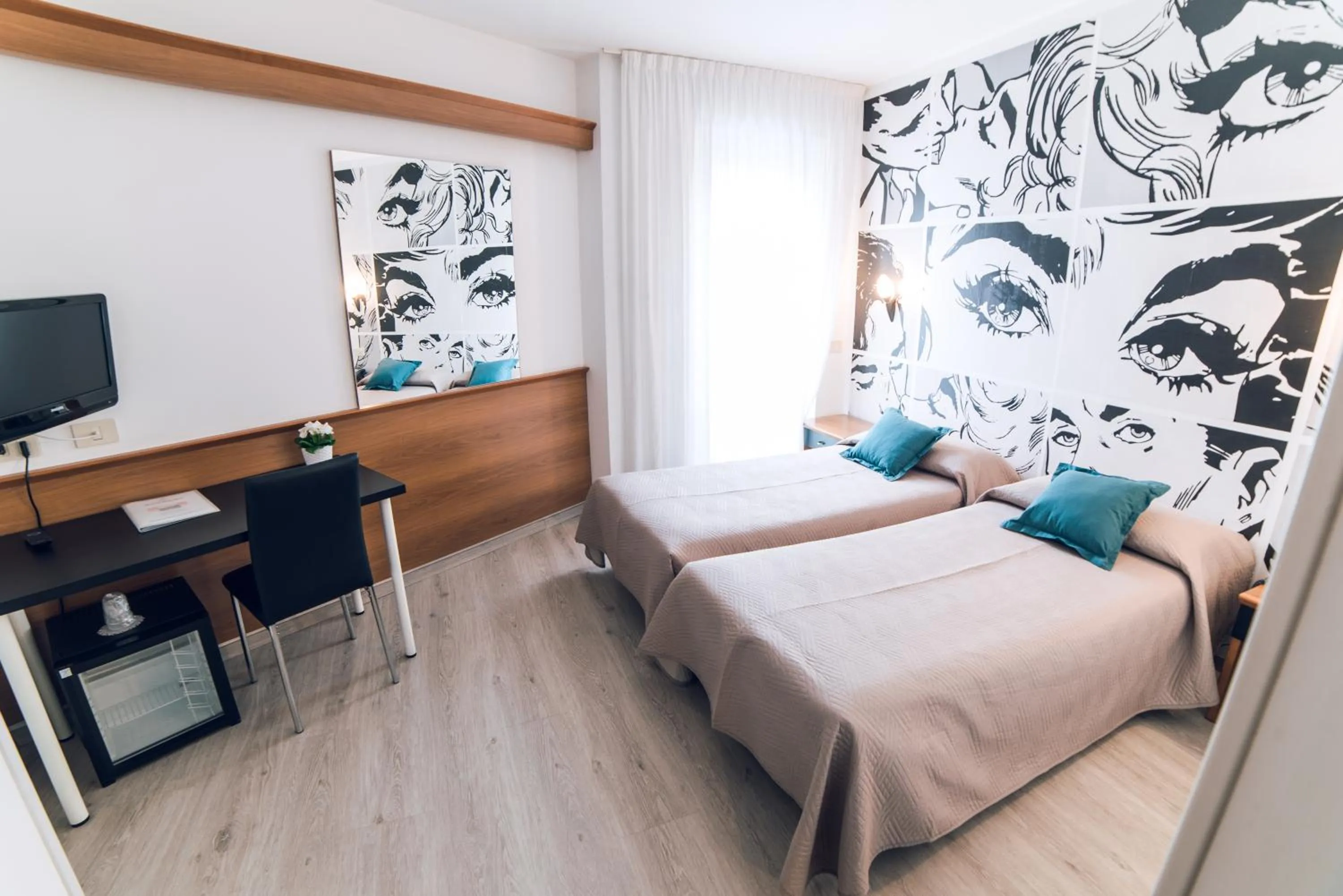 Photo of the whole room, Bed in Hotel Everest Arco