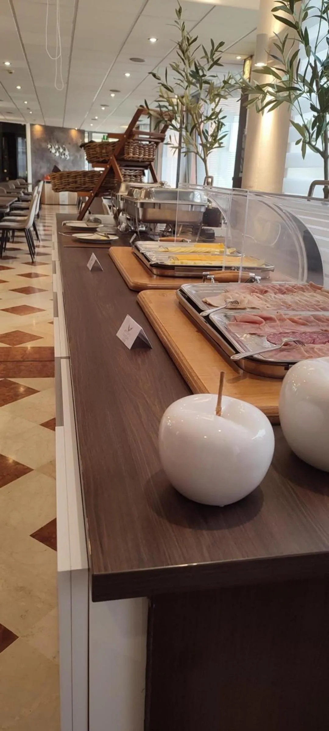 Breakfast in Hotel Everest Arco