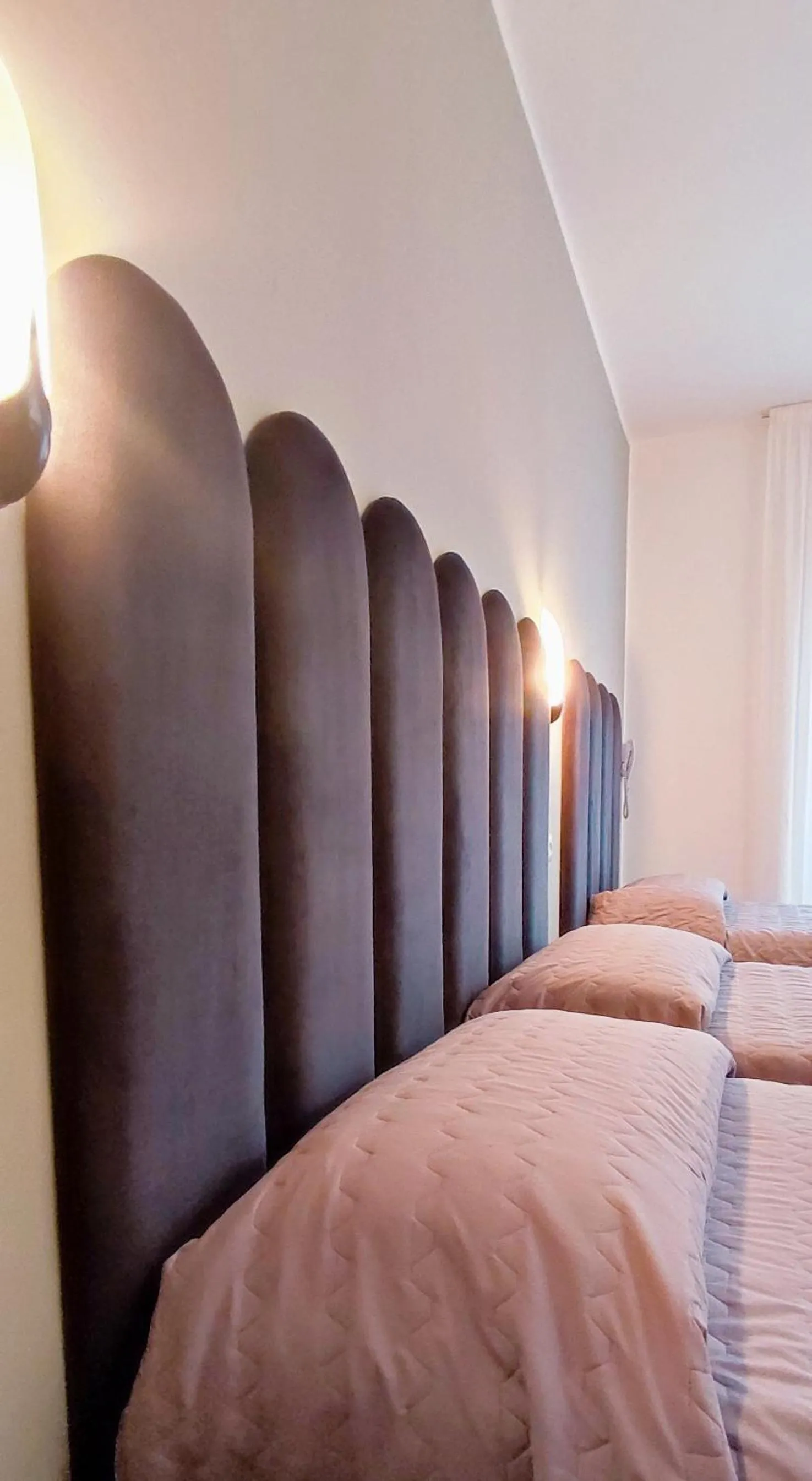 Bed in Hotel Everest Arco