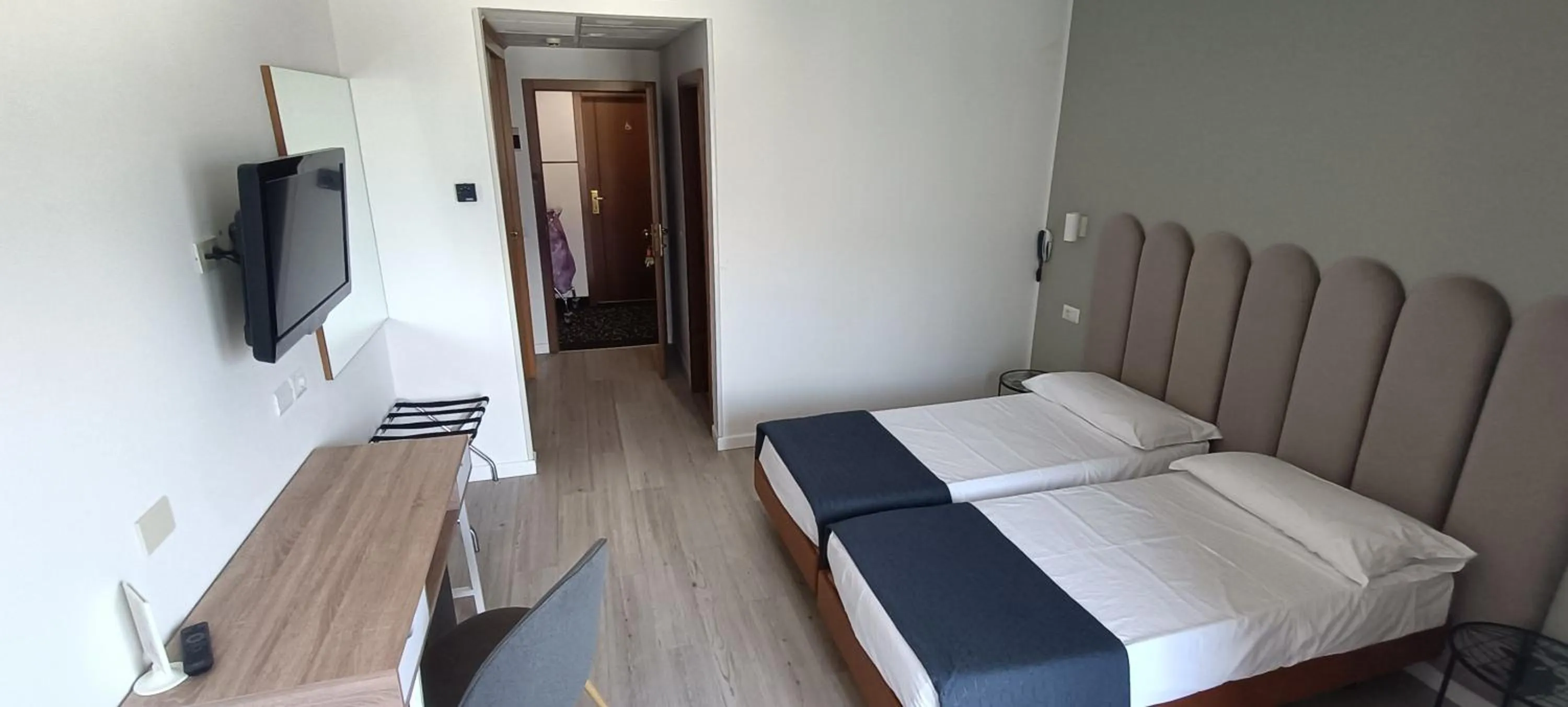 Bedroom, Bed in Hotel Everest Arco