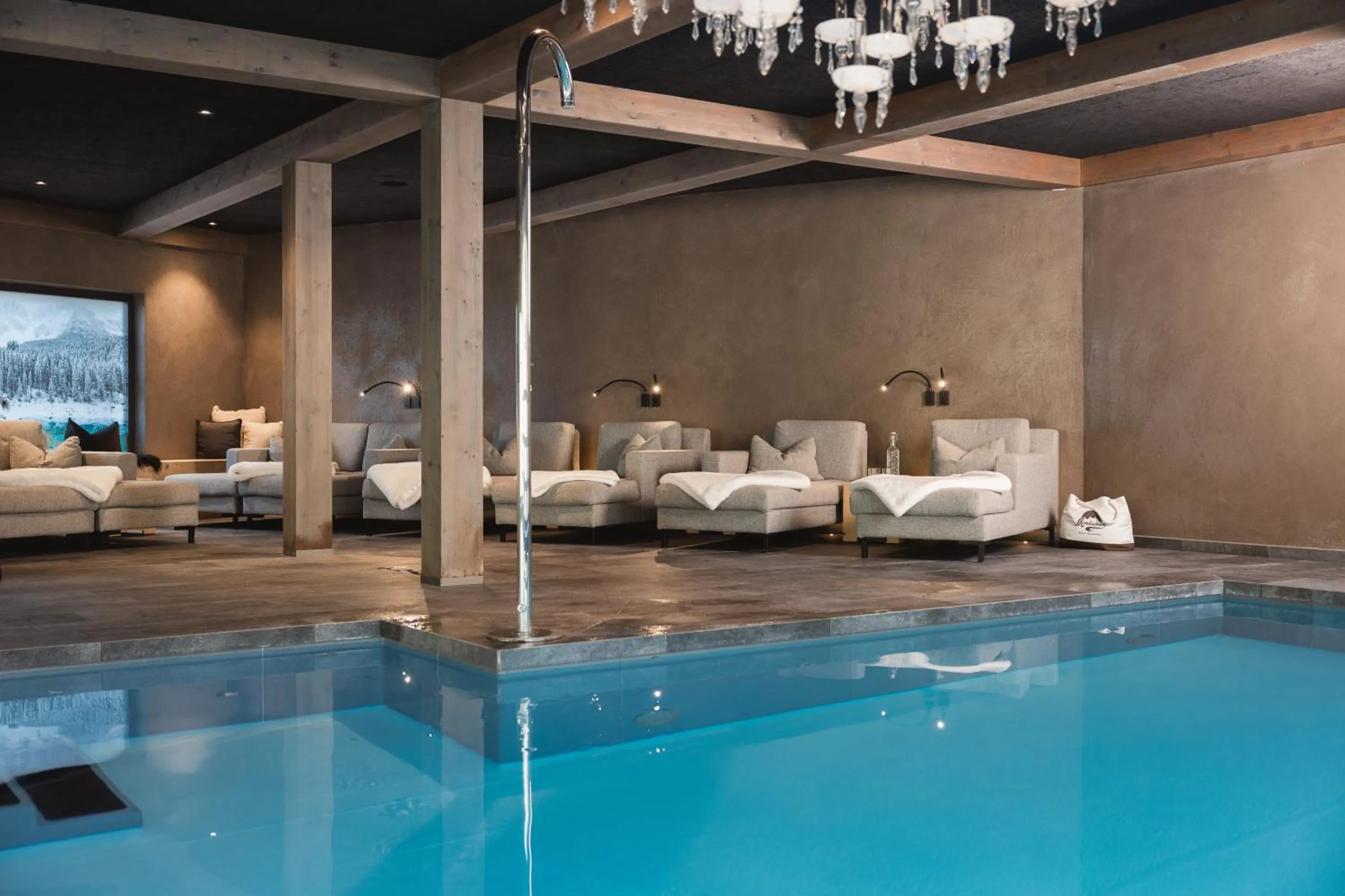 Swimming pool in Das Mondschein