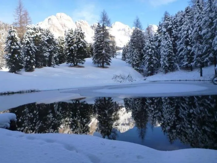 Natural landscape in Garni la Bercia