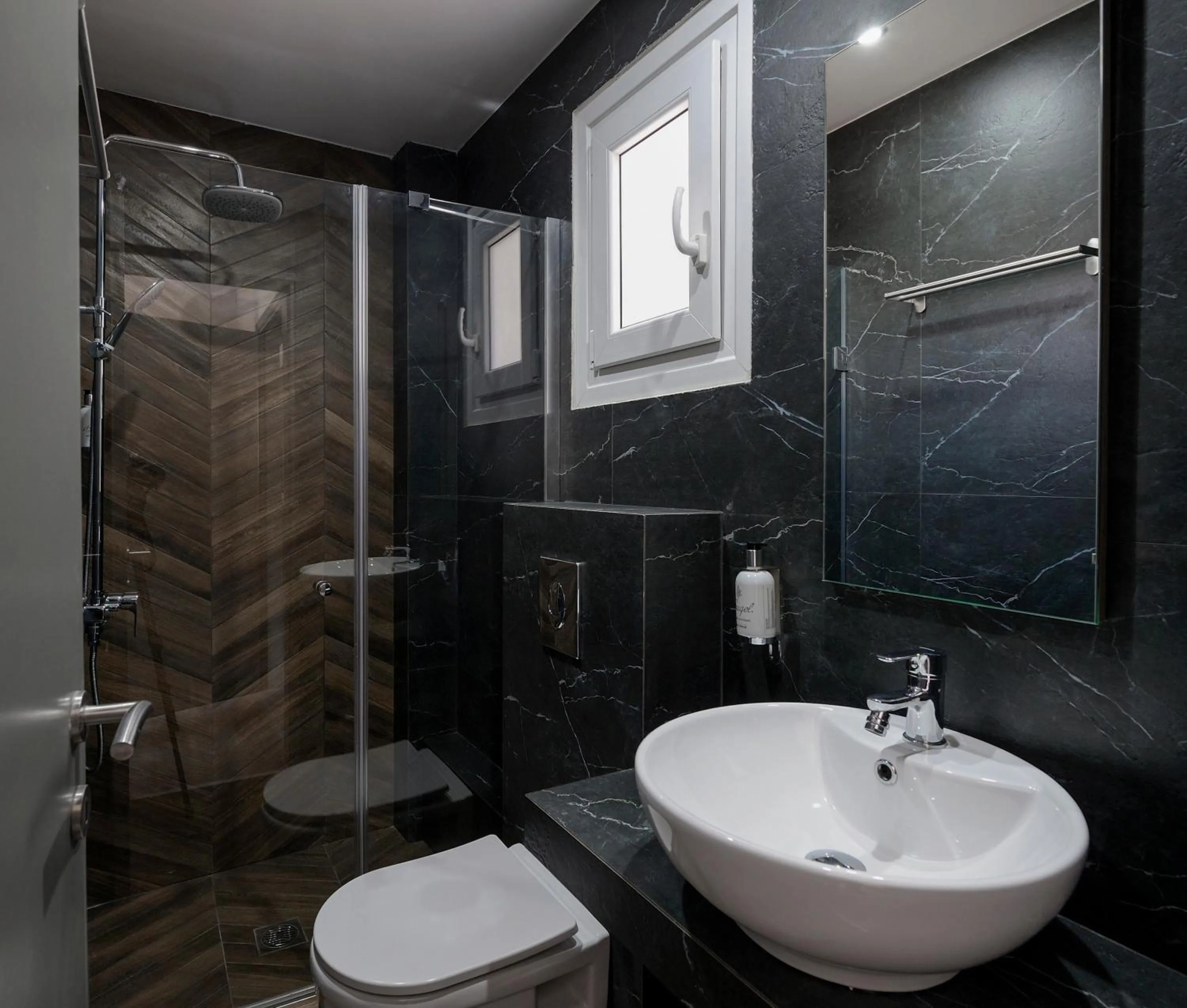 Bathroom in Skianthion