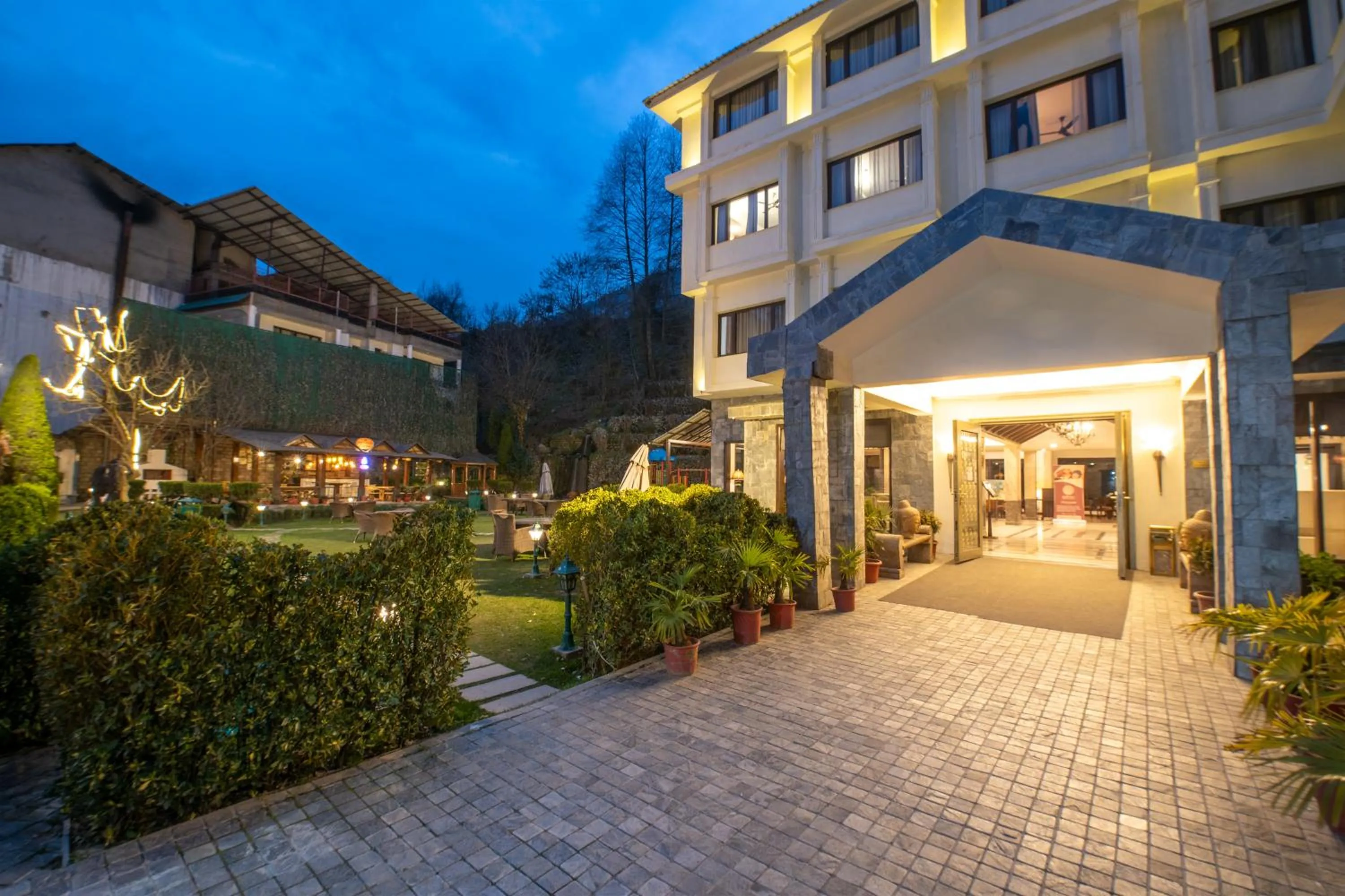 Garden in Rock Manali by Vivaan