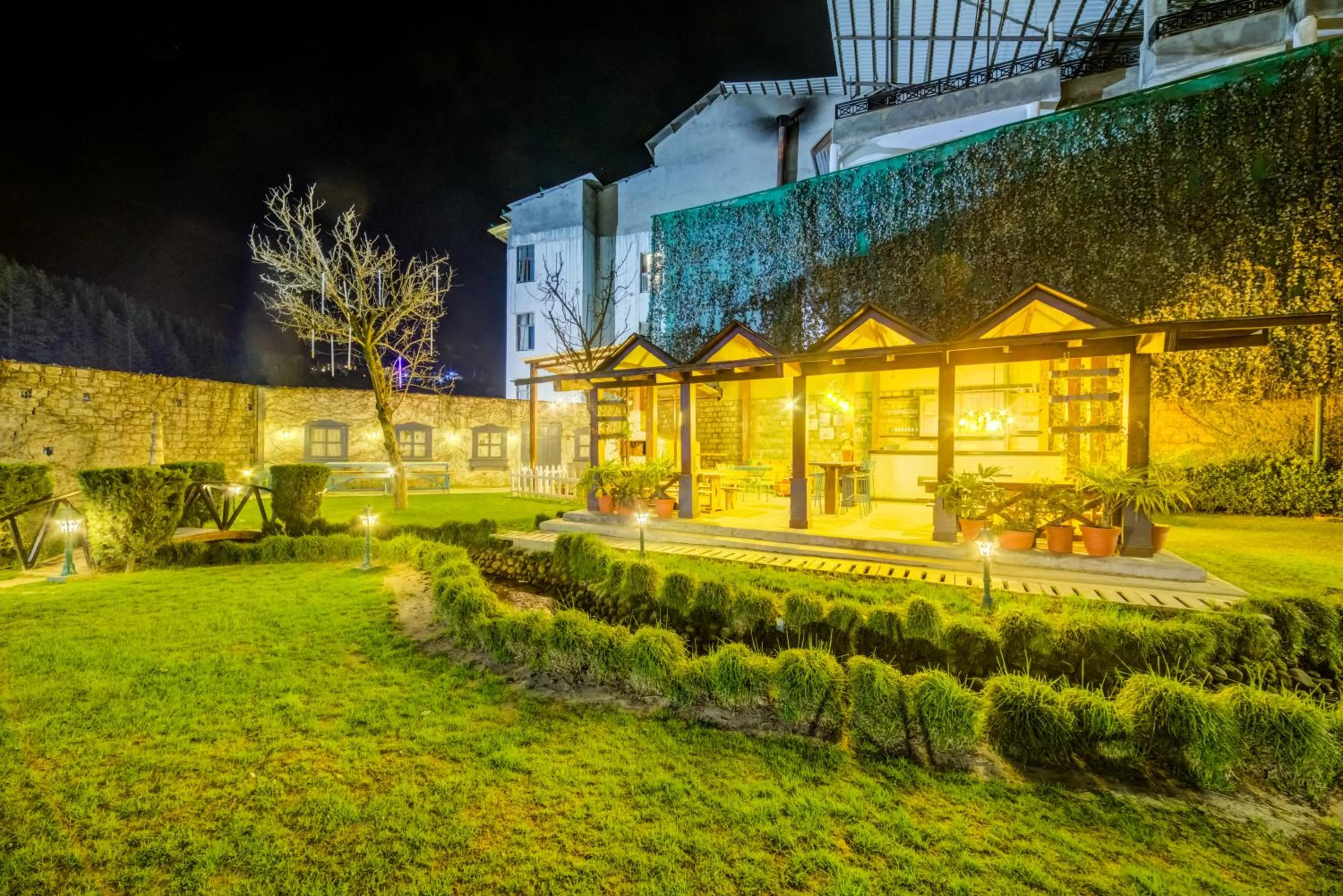 Garden in Rock Manali by Vivaan