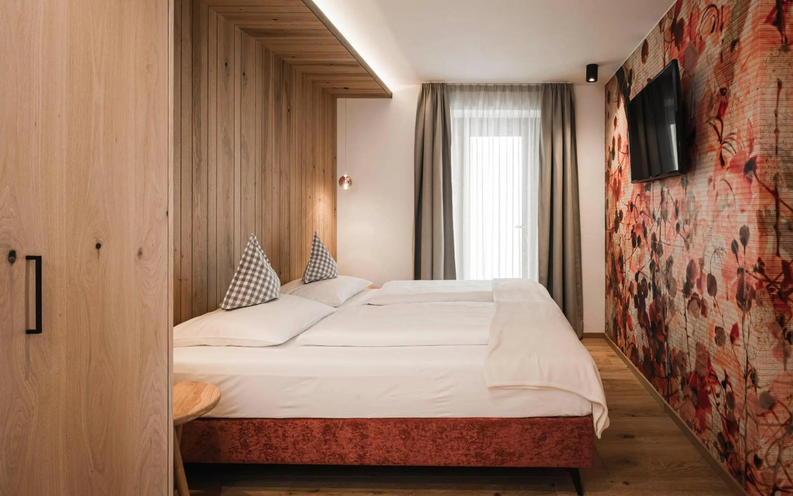 Bed in Pension Haus Tirol