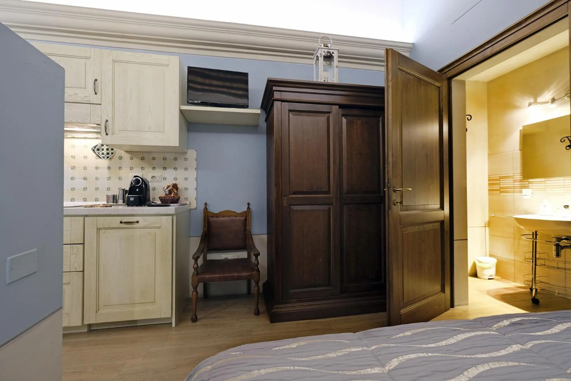 Bathroom, Bed in ROSSELLINO®