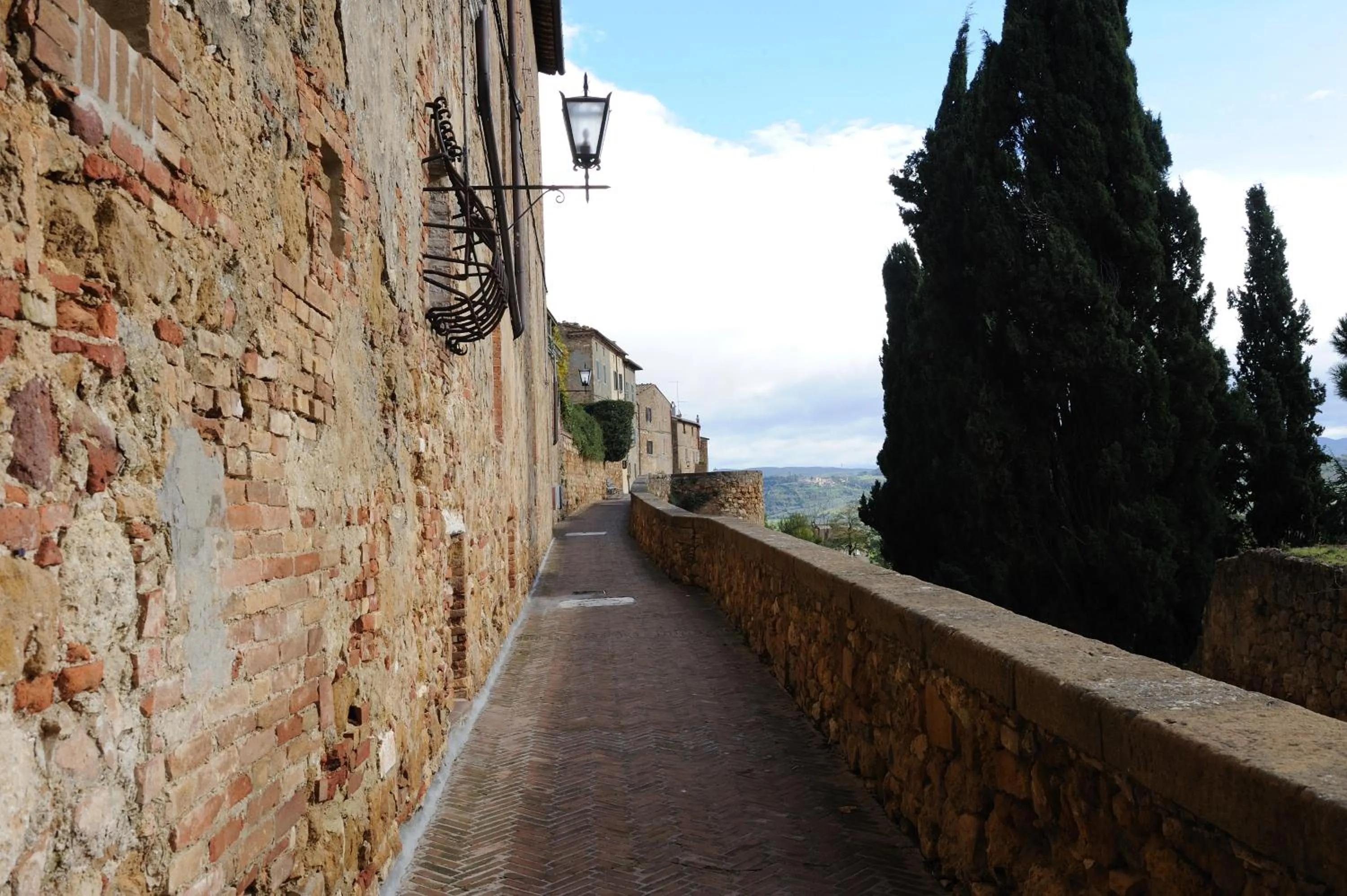 Other in ROSSELLINO®