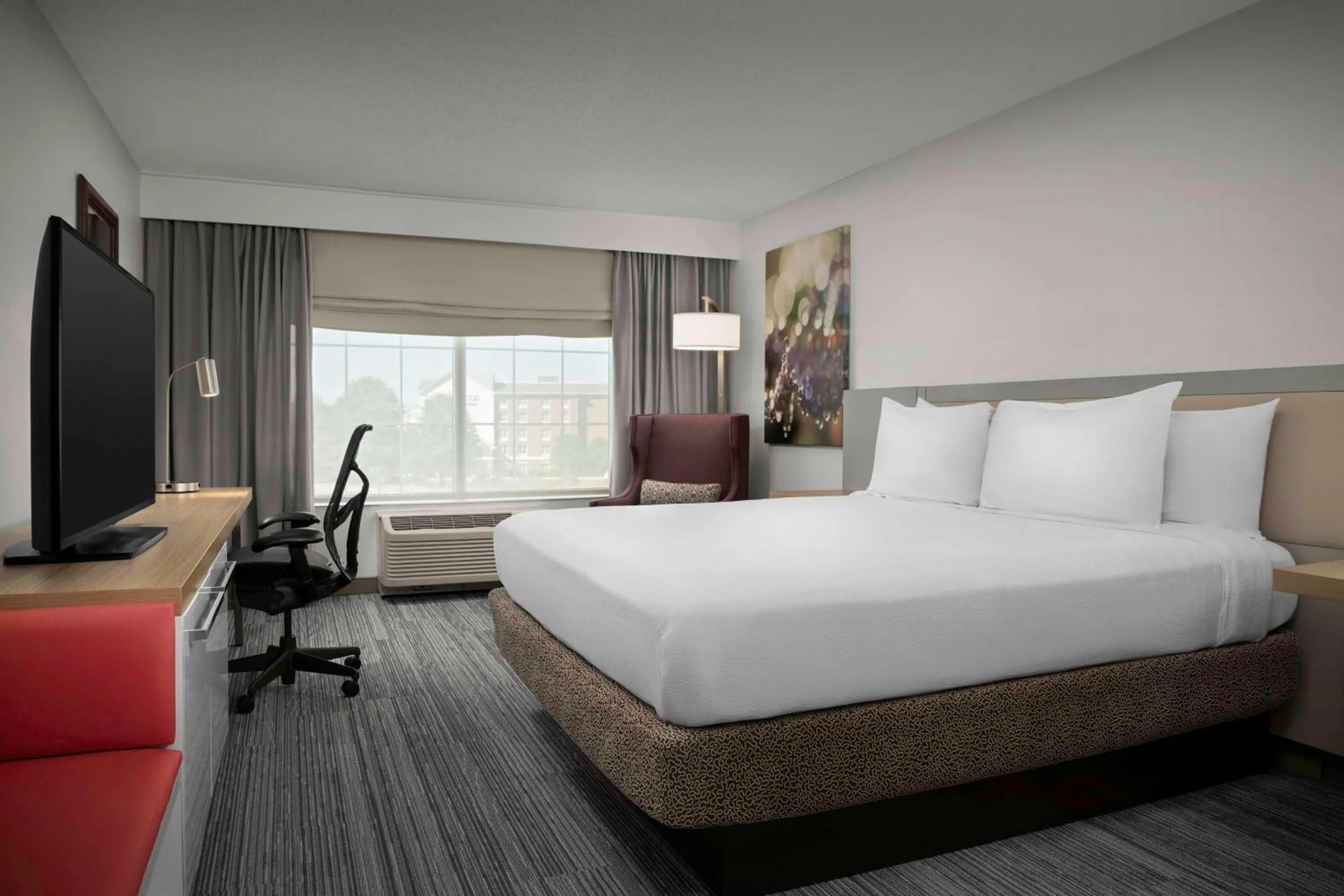 Bed in Hilton Garden Inn Fredericksburg