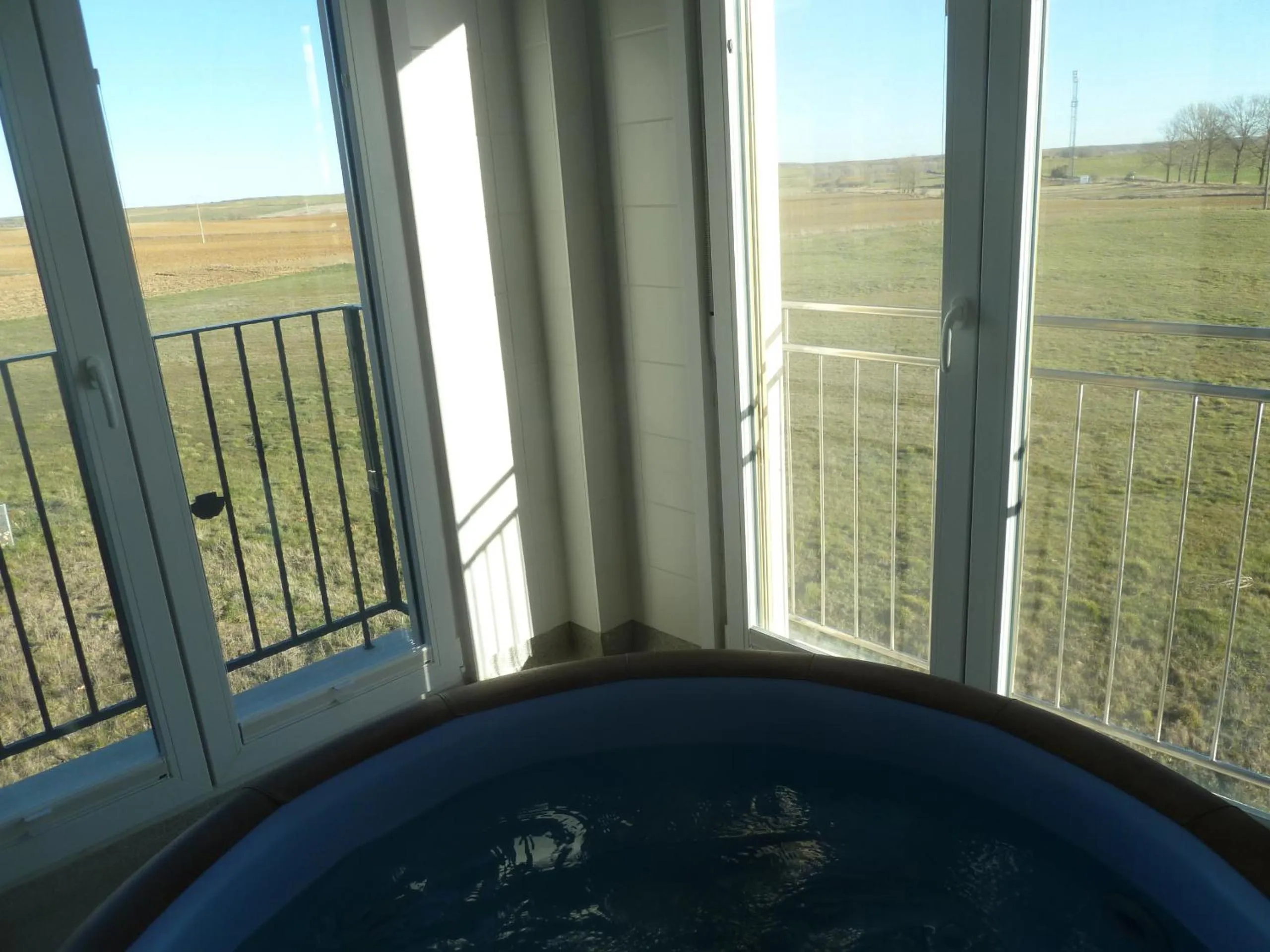 Hot Spring Bath in Hostal Moratinos