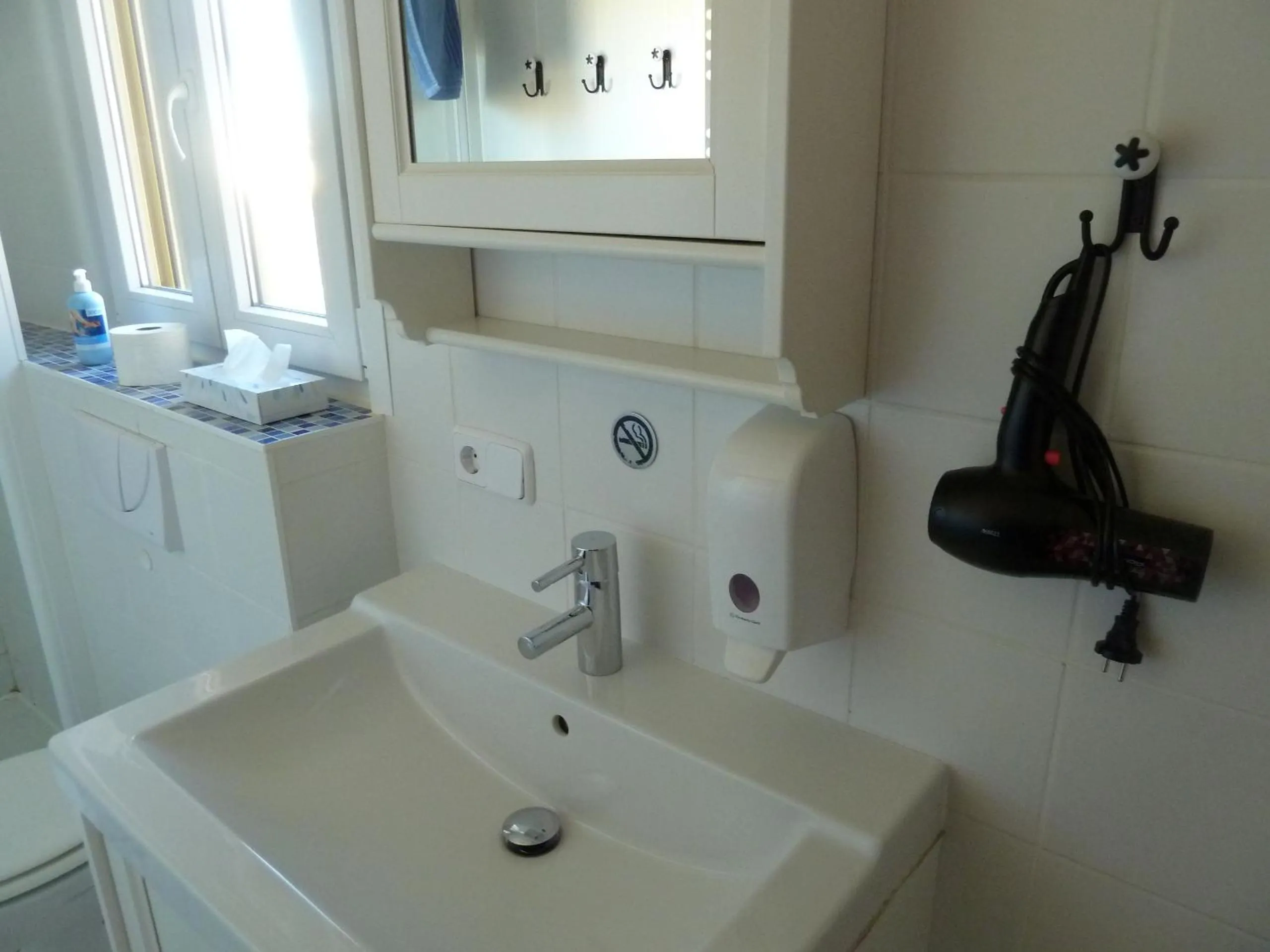 Bathroom in Hostal Moratinos