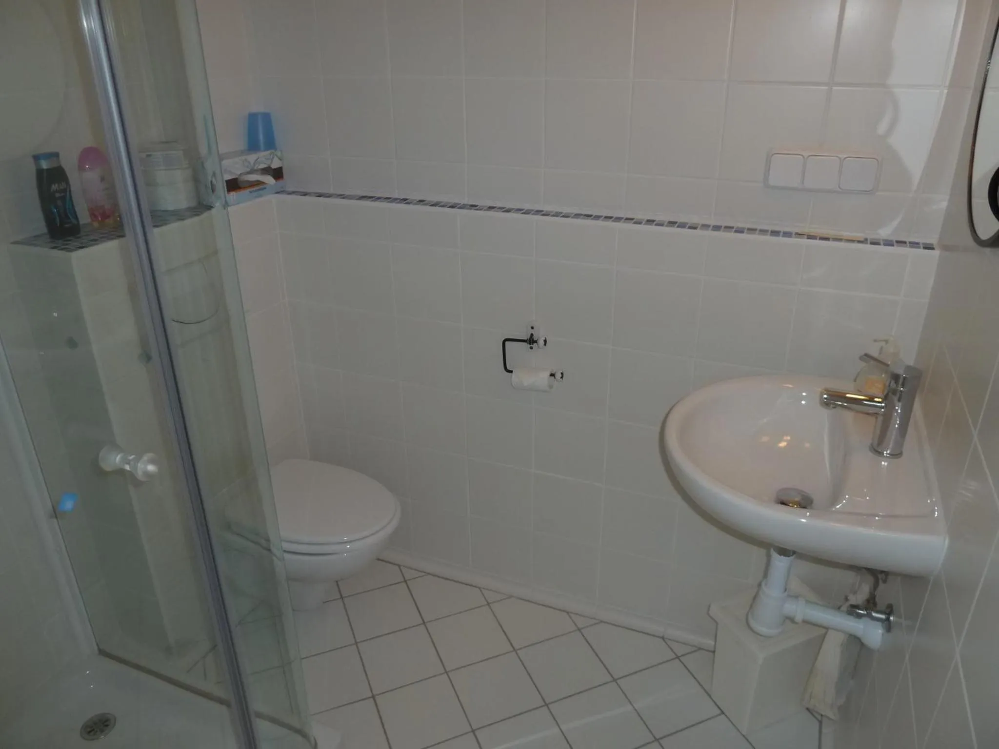 Bathroom in Hostal Moratinos