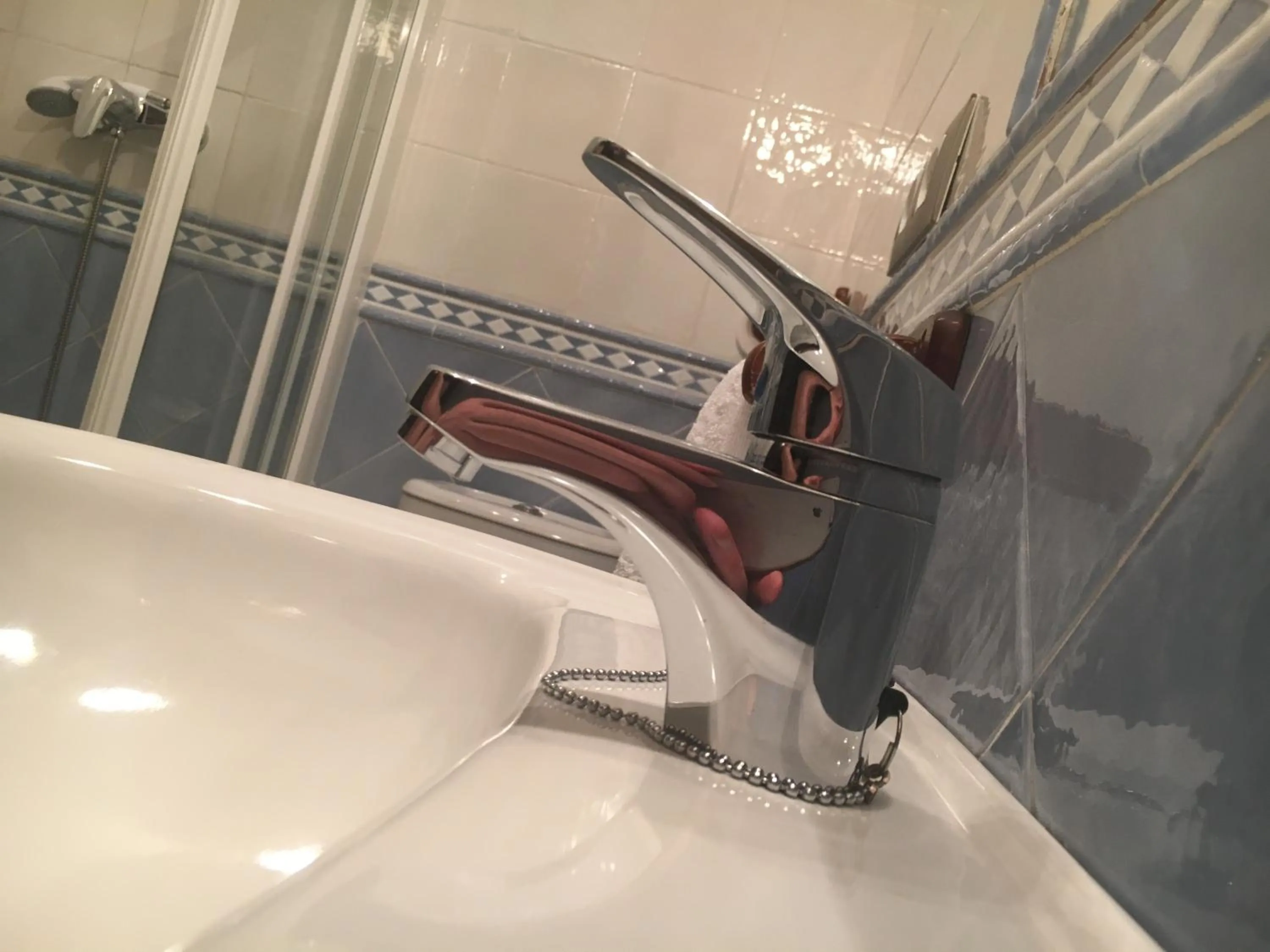 Toilet in Hostal Pechi