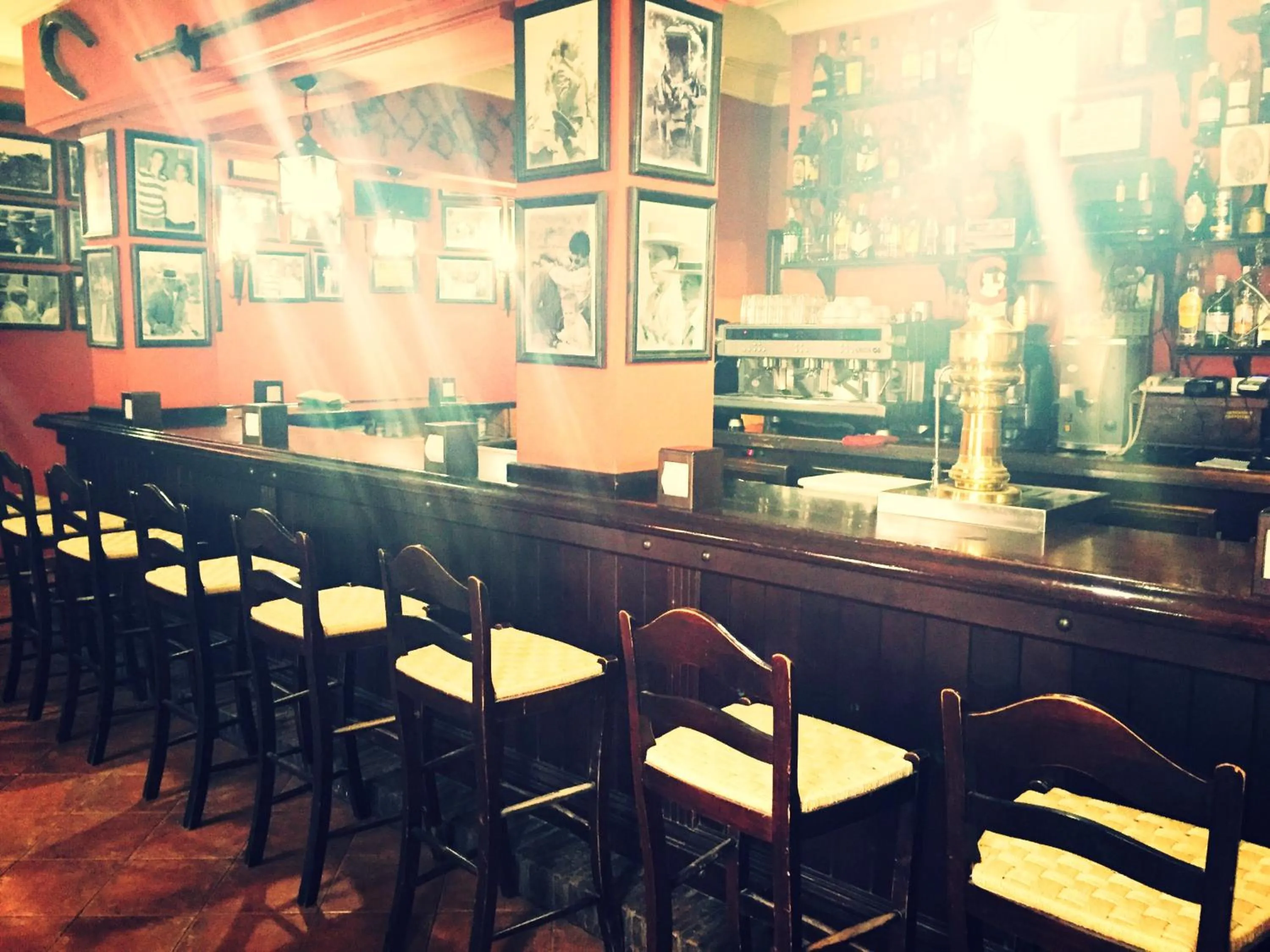 Lounge or bar in Hostal Pechi