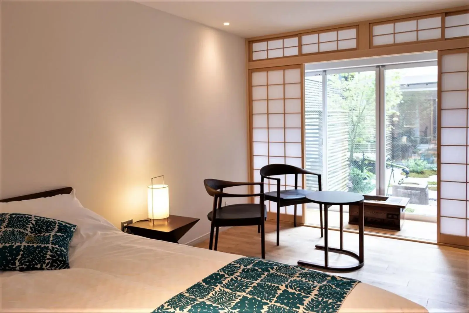 Twin Room with Garden View in Auberge AZABU Twin Room with Garden View in Auberge AZABU