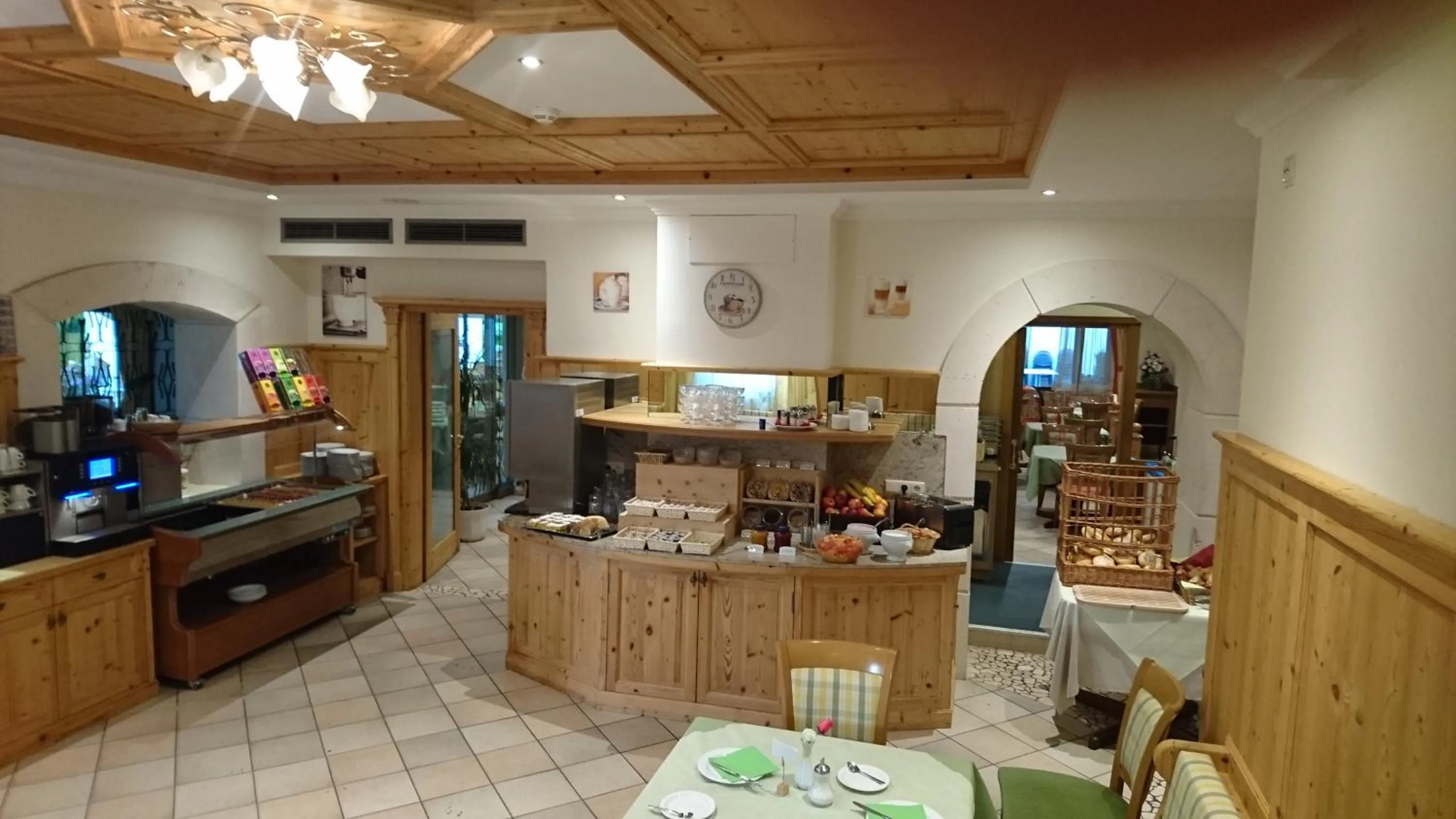 Breakfast in Hotel Stamserhof