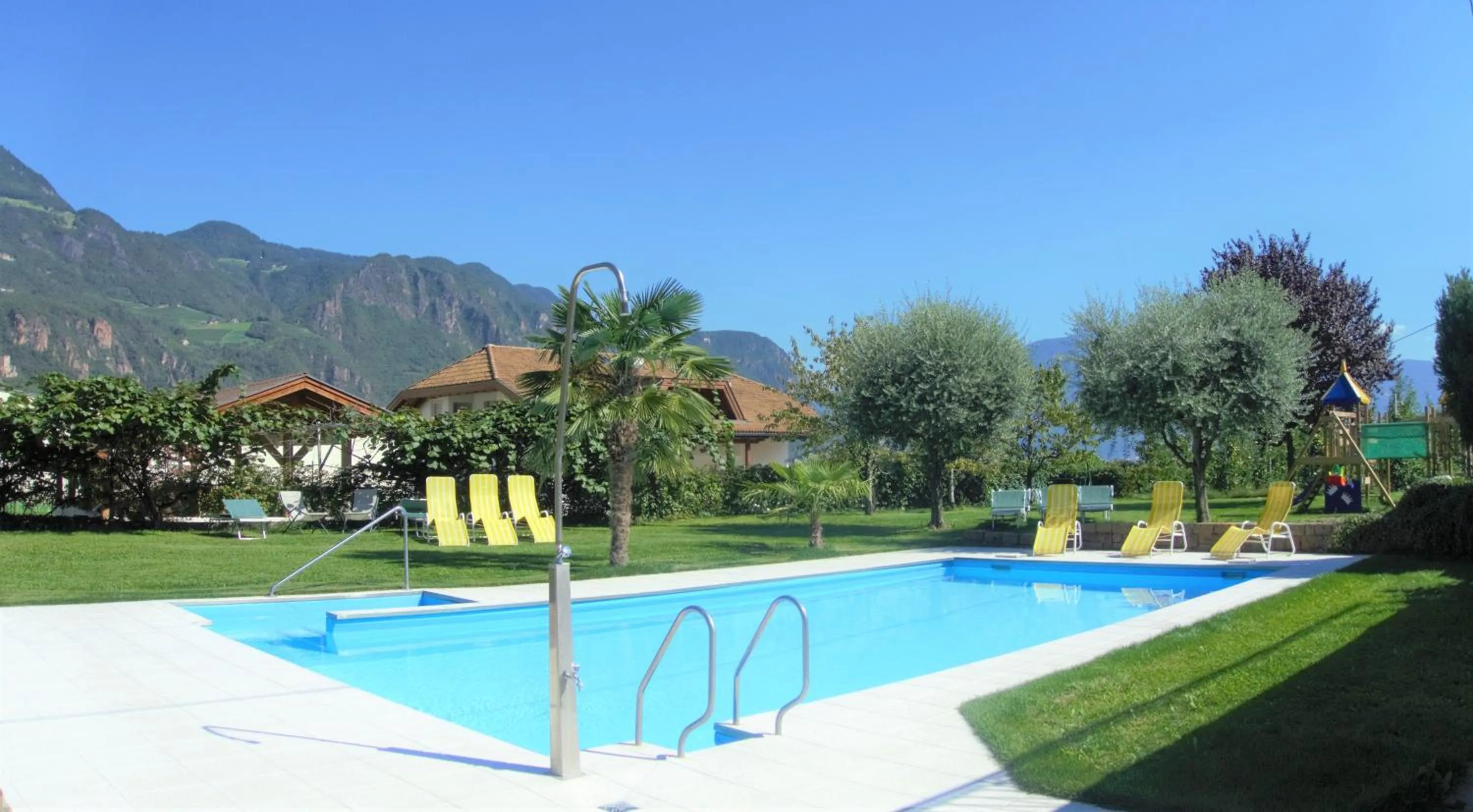 Swimming pool in Hotel Stamserhof