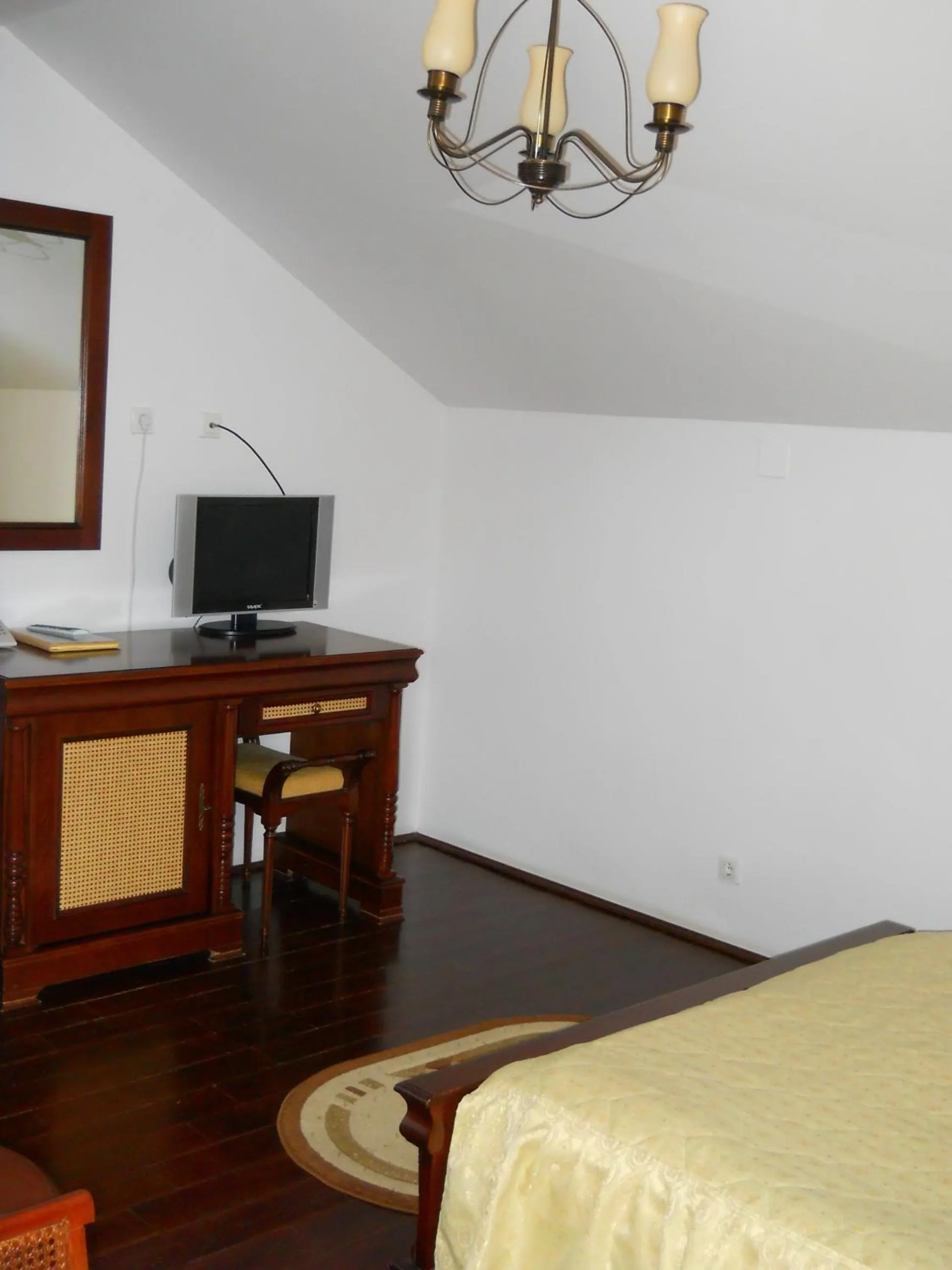 Decorative detail, Bed in Casa Domneasca