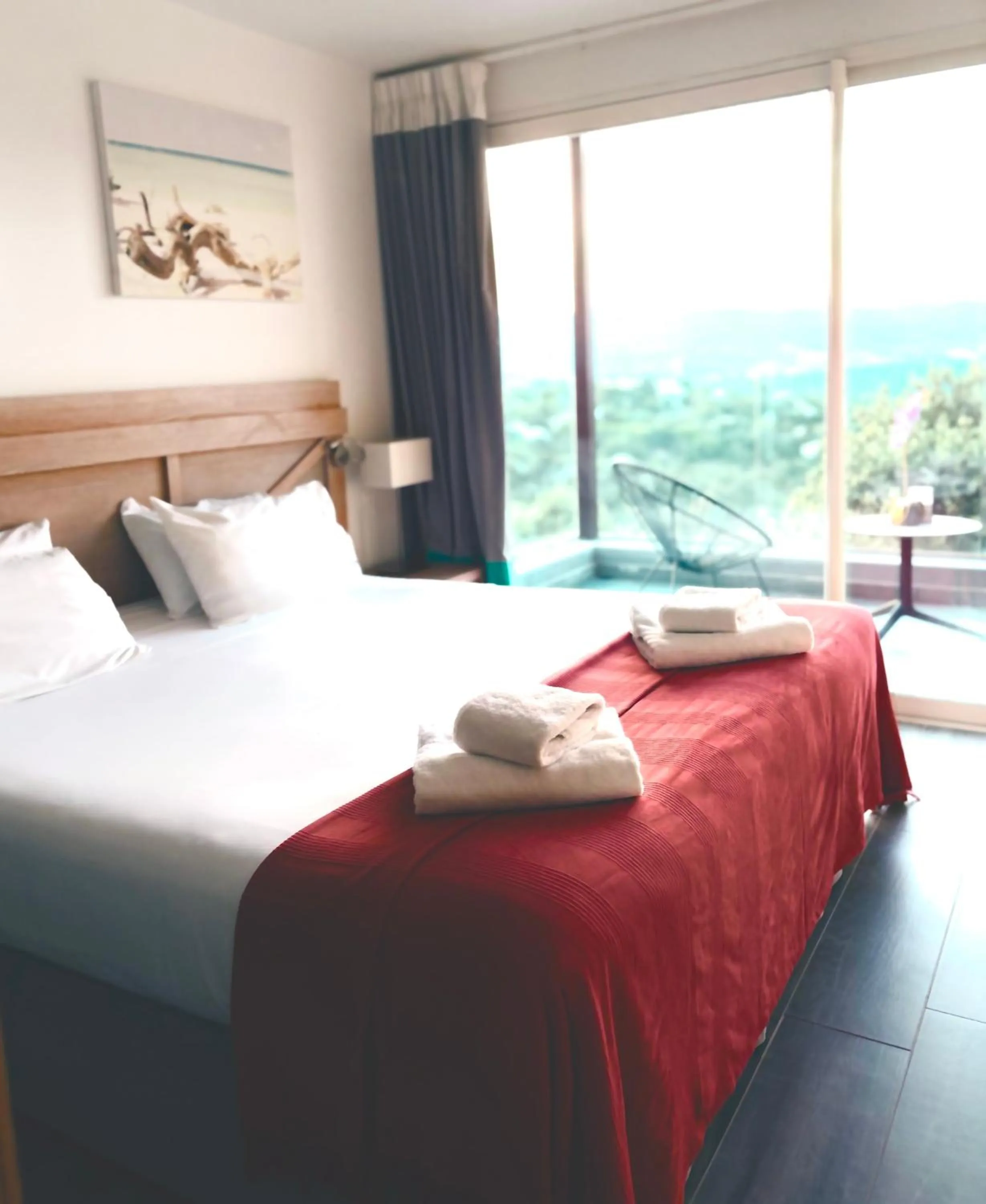 Bedroom in Hotel Carre Noir