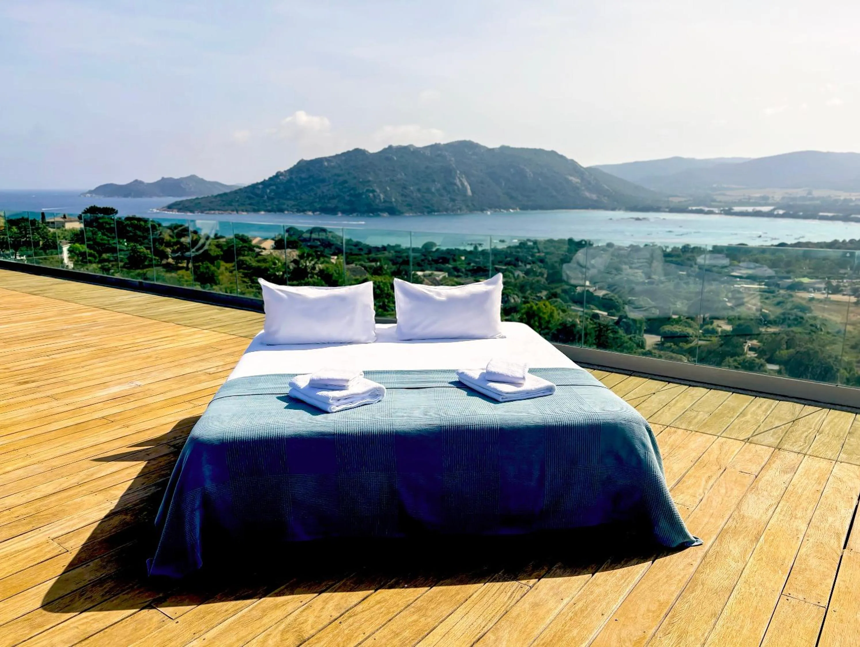 Natural landscape in Hotel Carre Noir