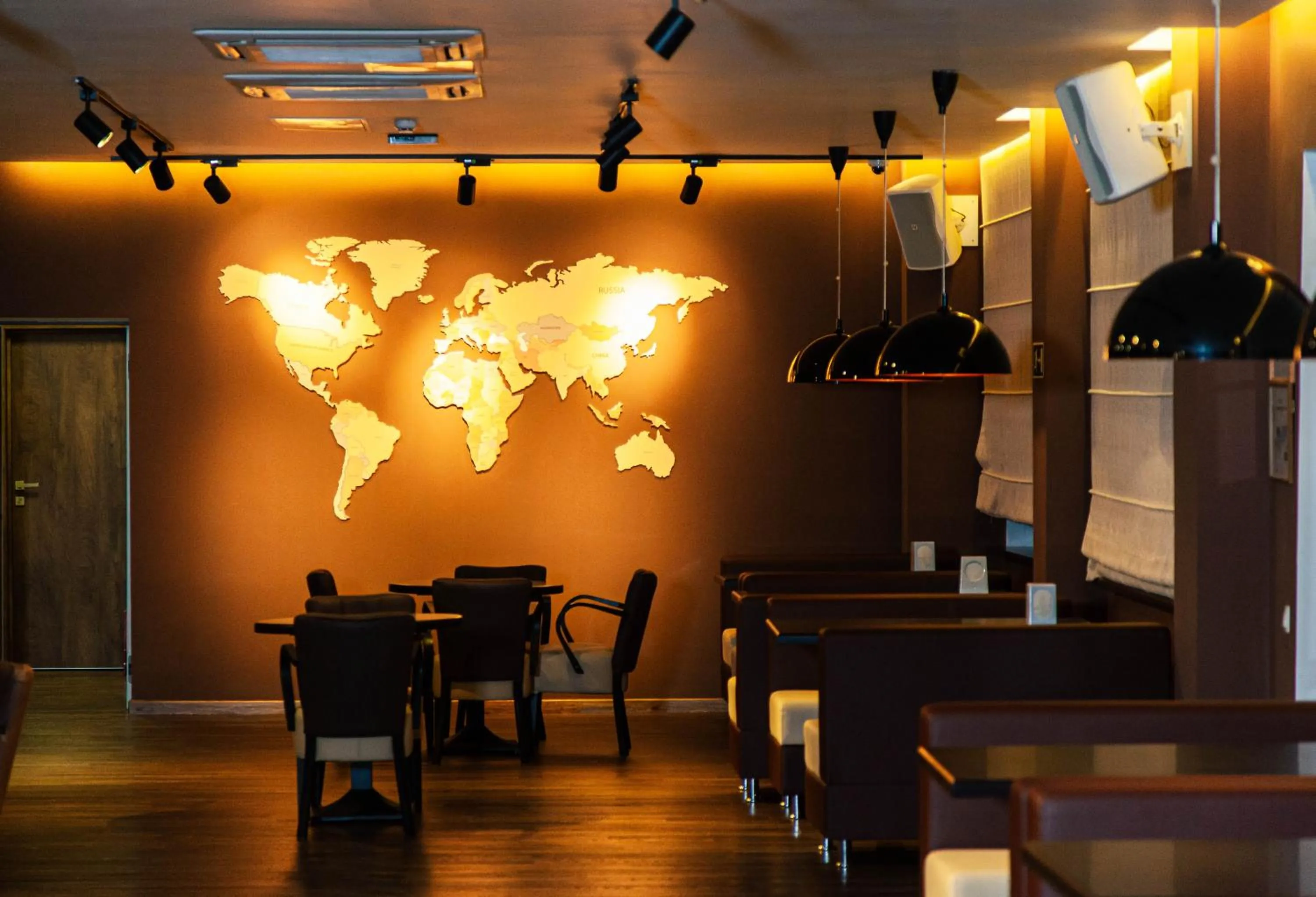 Restaurant/places to eat in Chagala Bautino Hotel