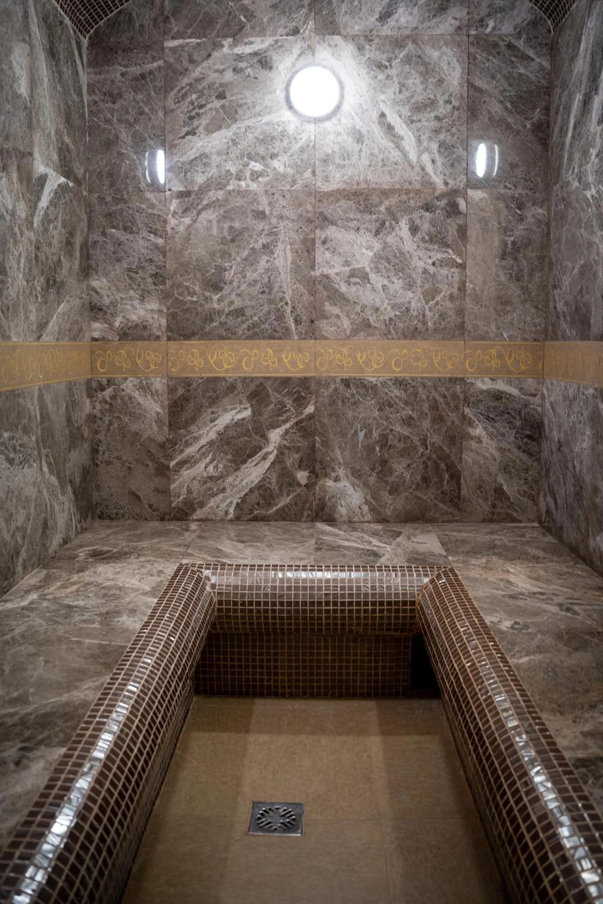 Sauna in Chagala Bautino Hotel