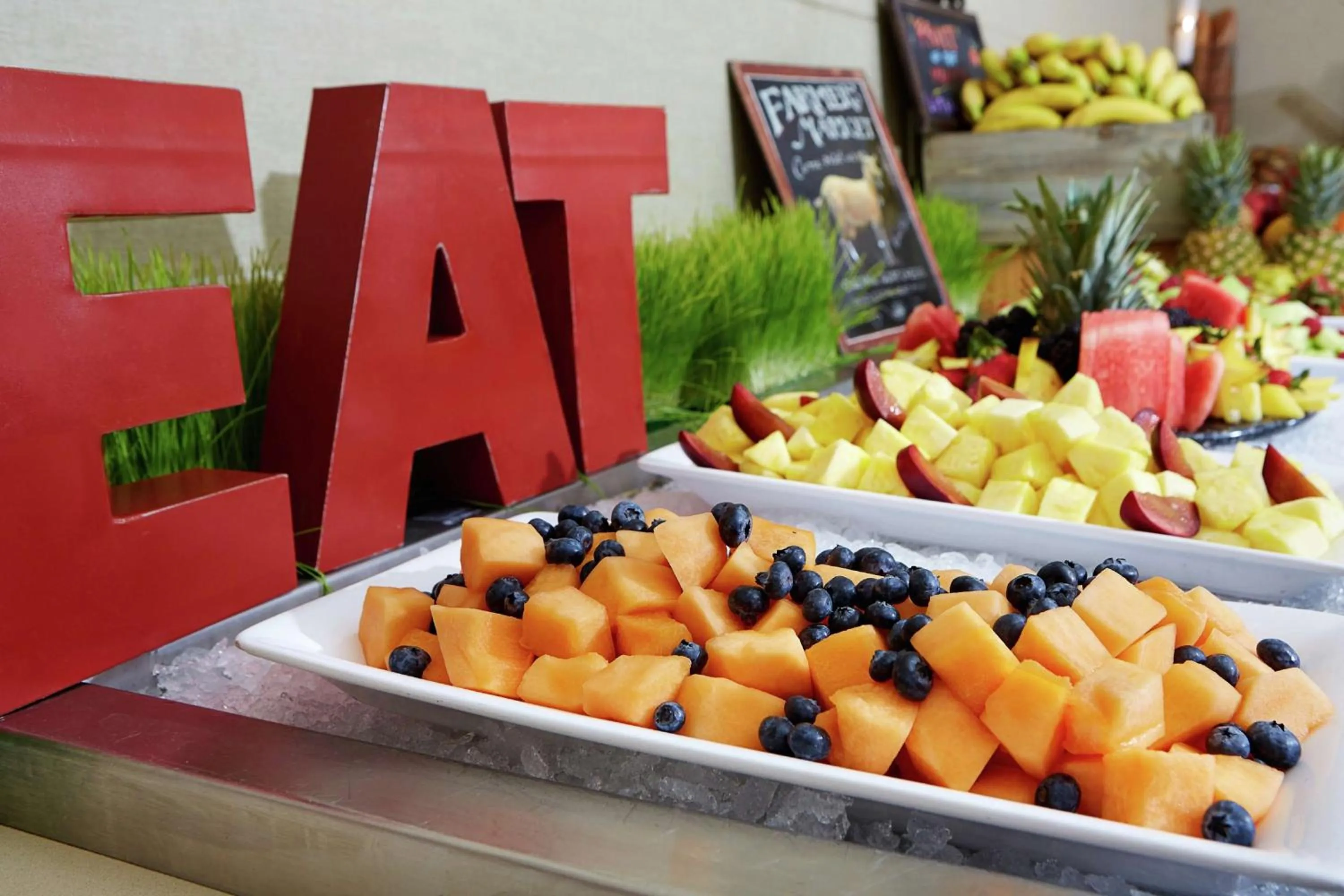 Dining area in The Beverly Hilton