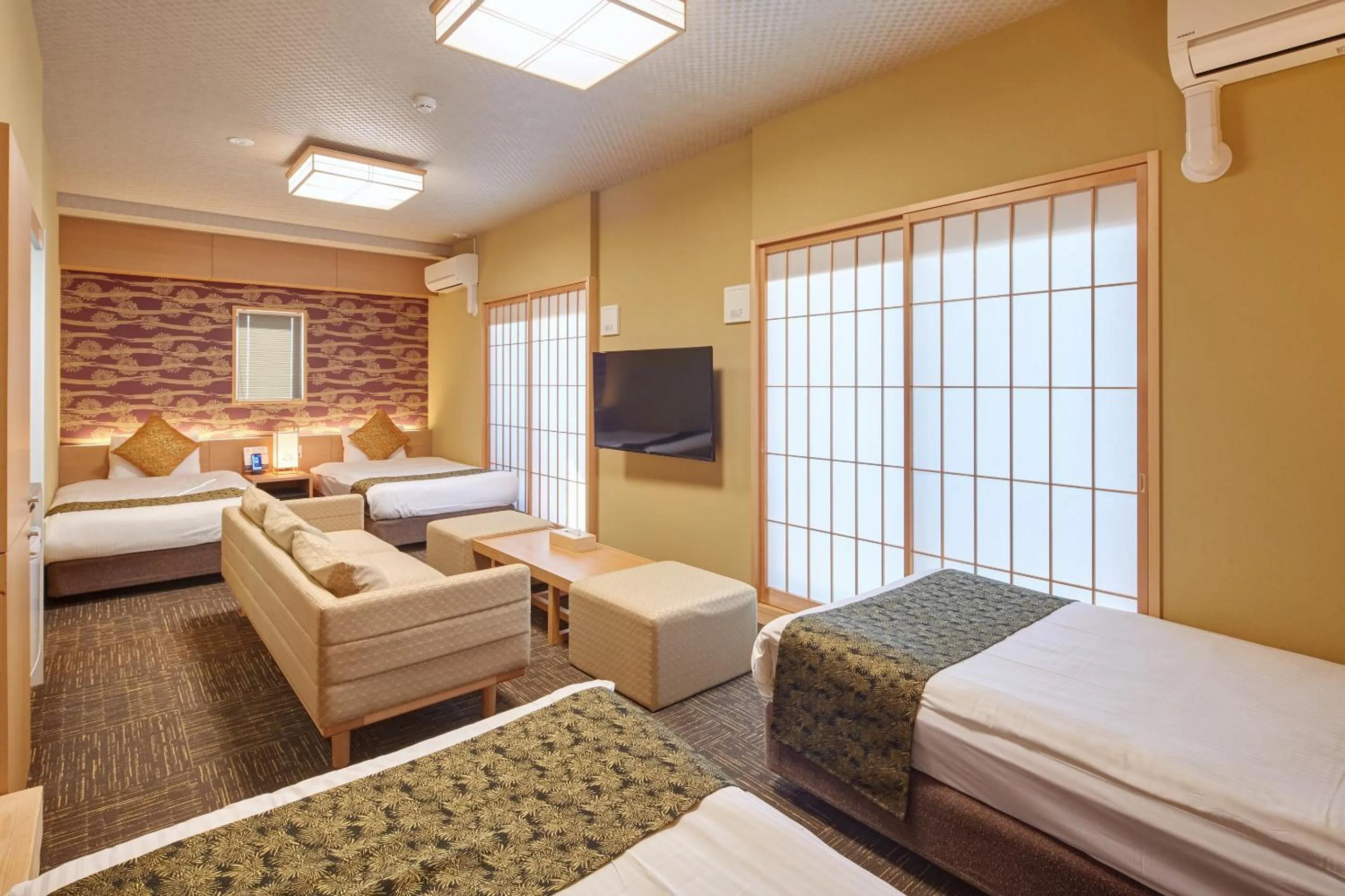 Living room, Bed in Hotel Amaterrace Nippombashi-higashi