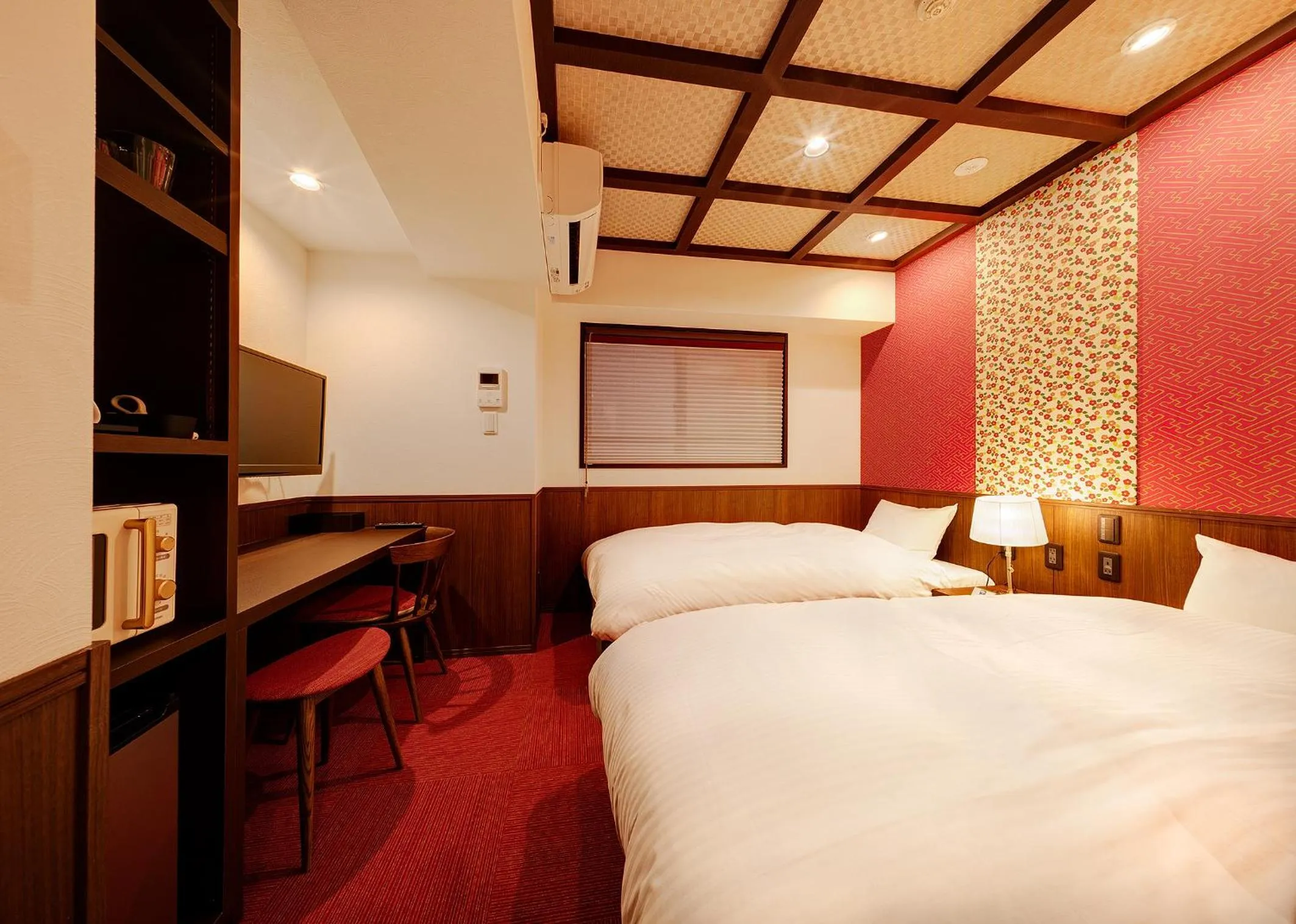 Bed in Hotel Sanrriott Kitahama