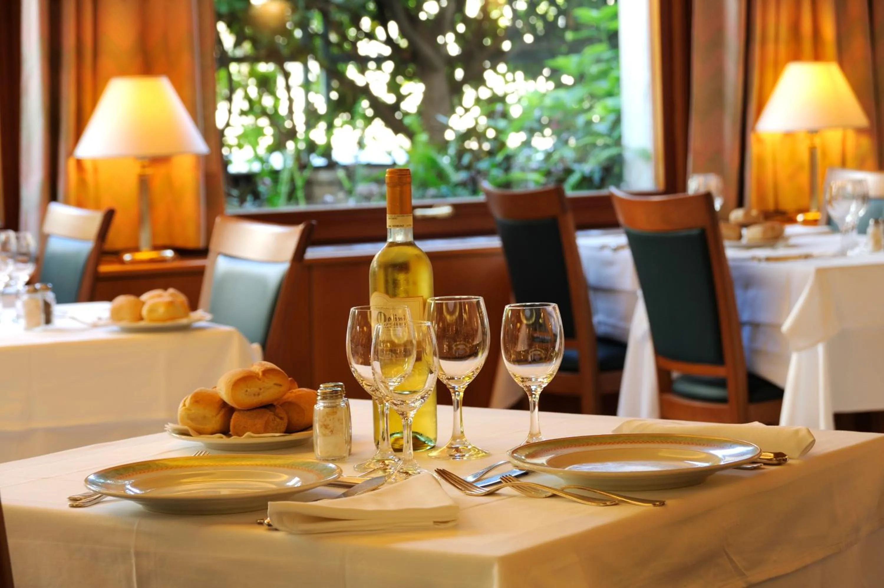 Restaurant/places to eat in LVG Hotel Collection - Majestic