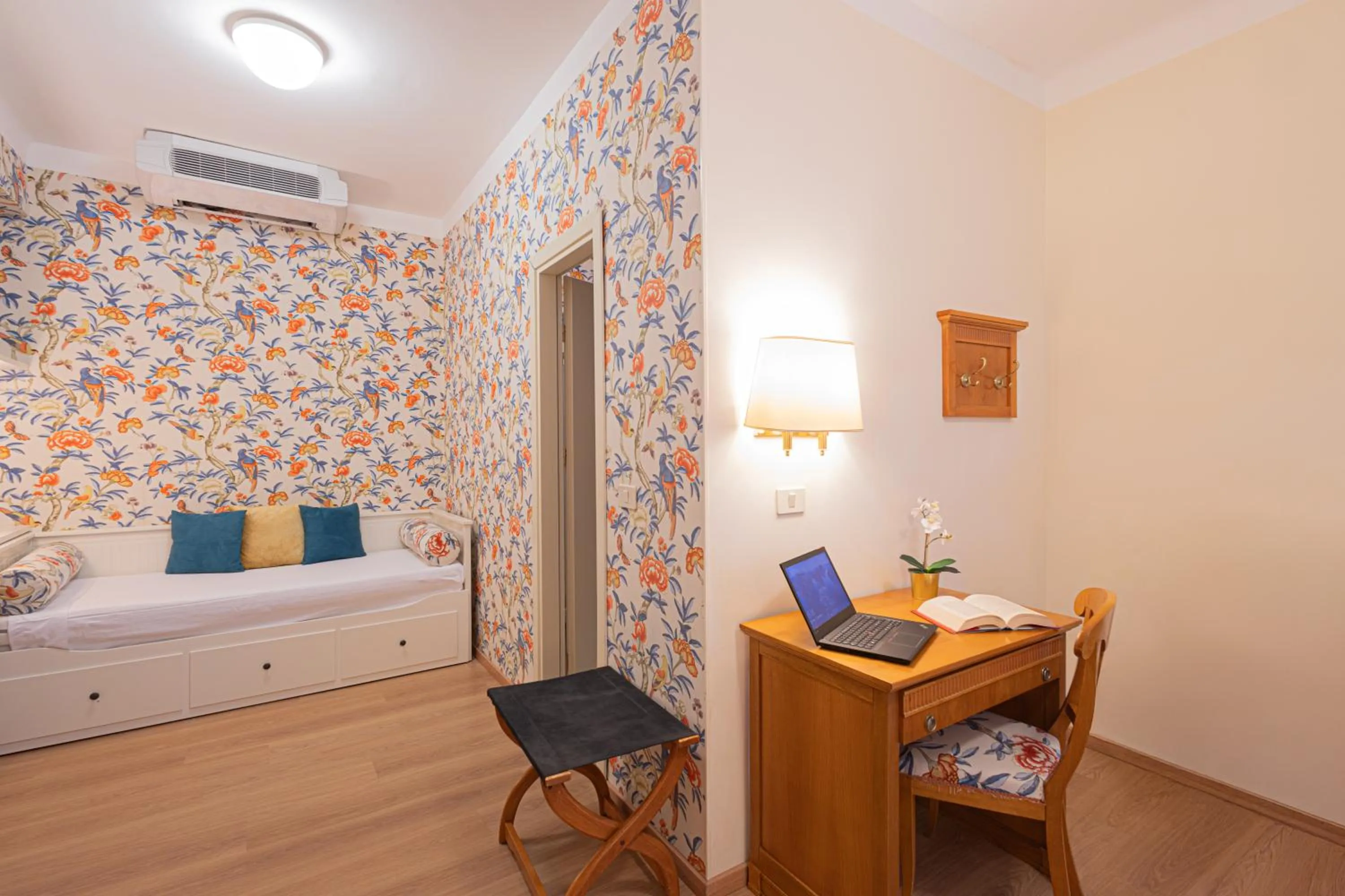 Bed in LVG Hotel Collection - Majestic