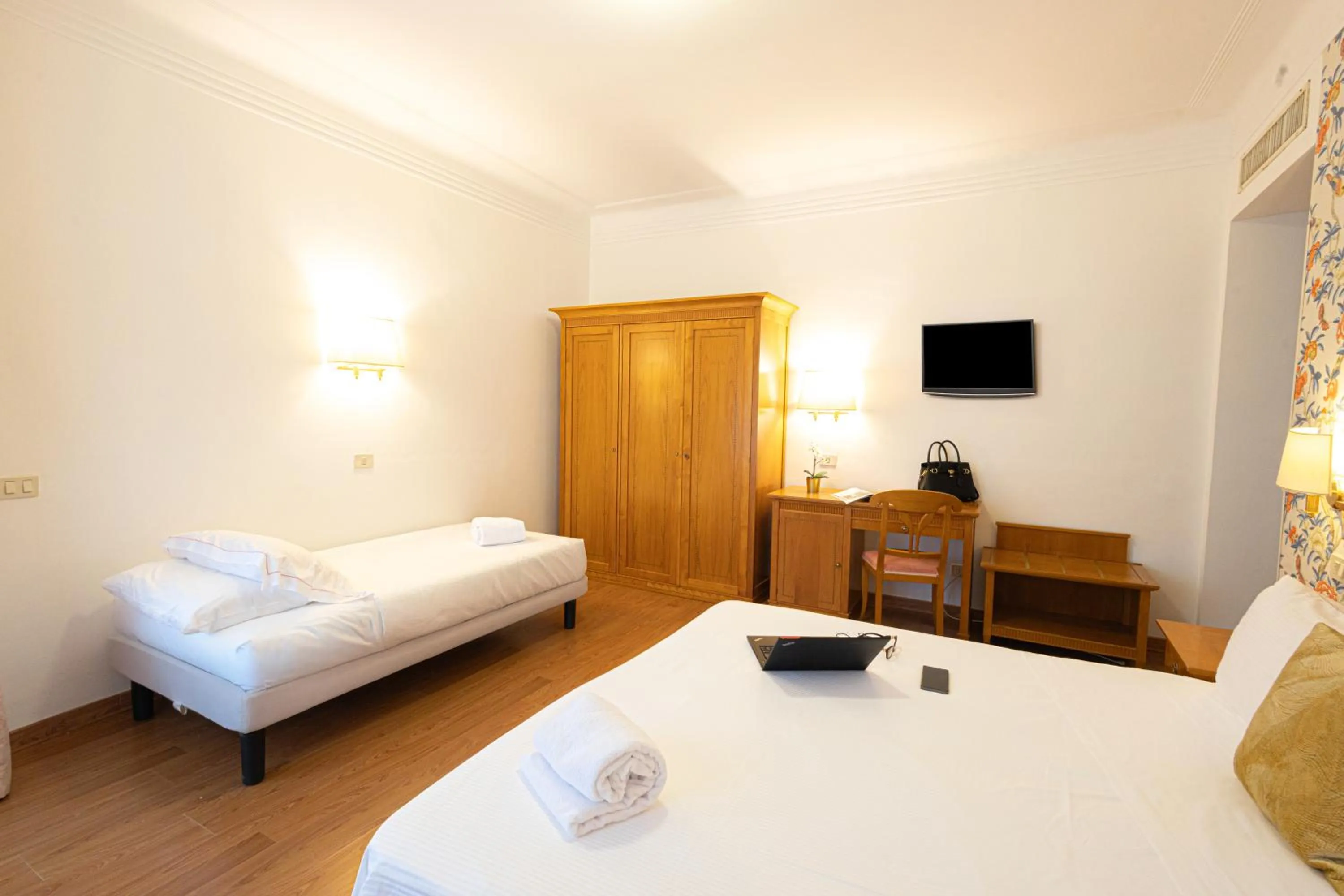 Bed in LVG Hotel Collection - Majestic