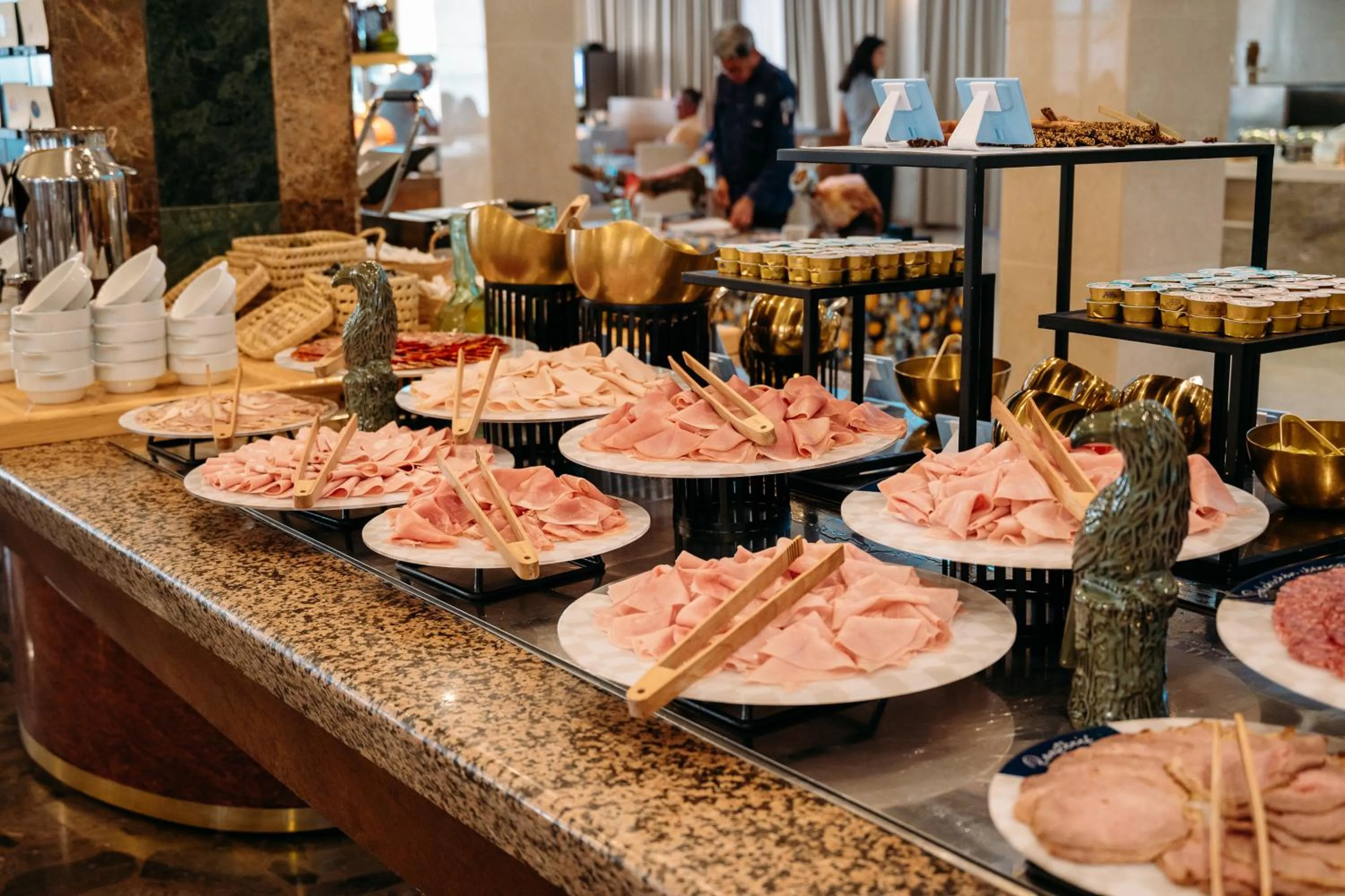 Breakfast in MS Amaragua