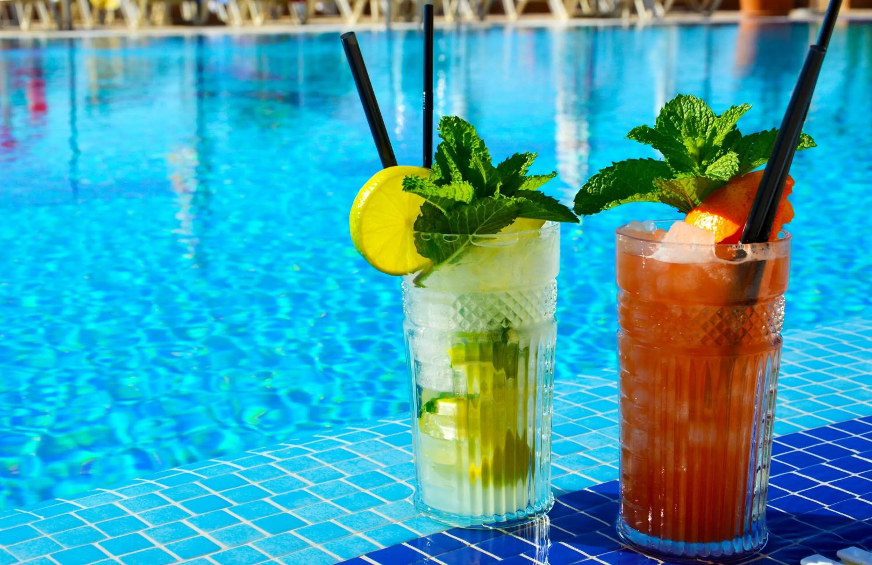 Swimming pool in MS Amaragua